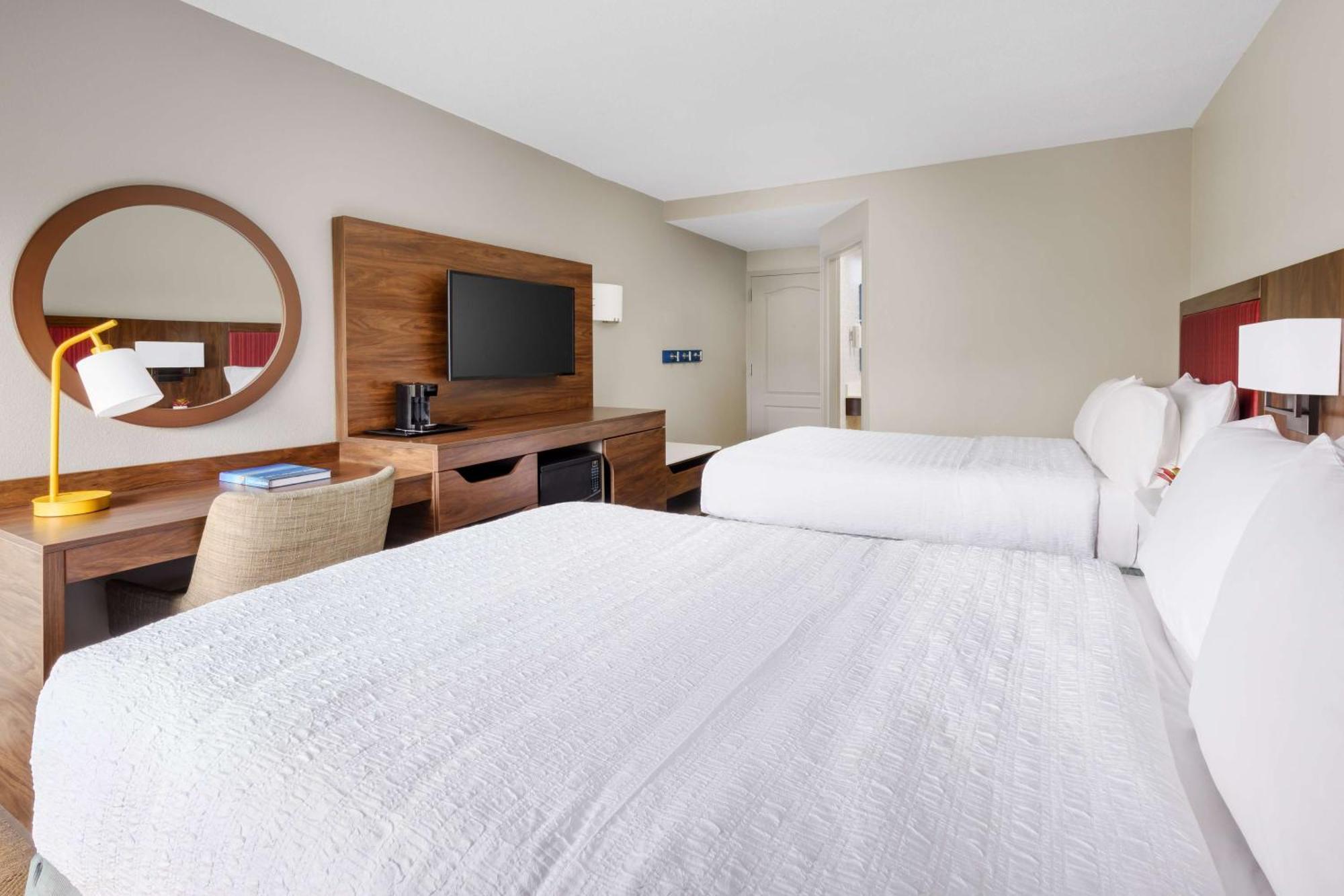 Double Room with Two Double Beds - Non-Smoking