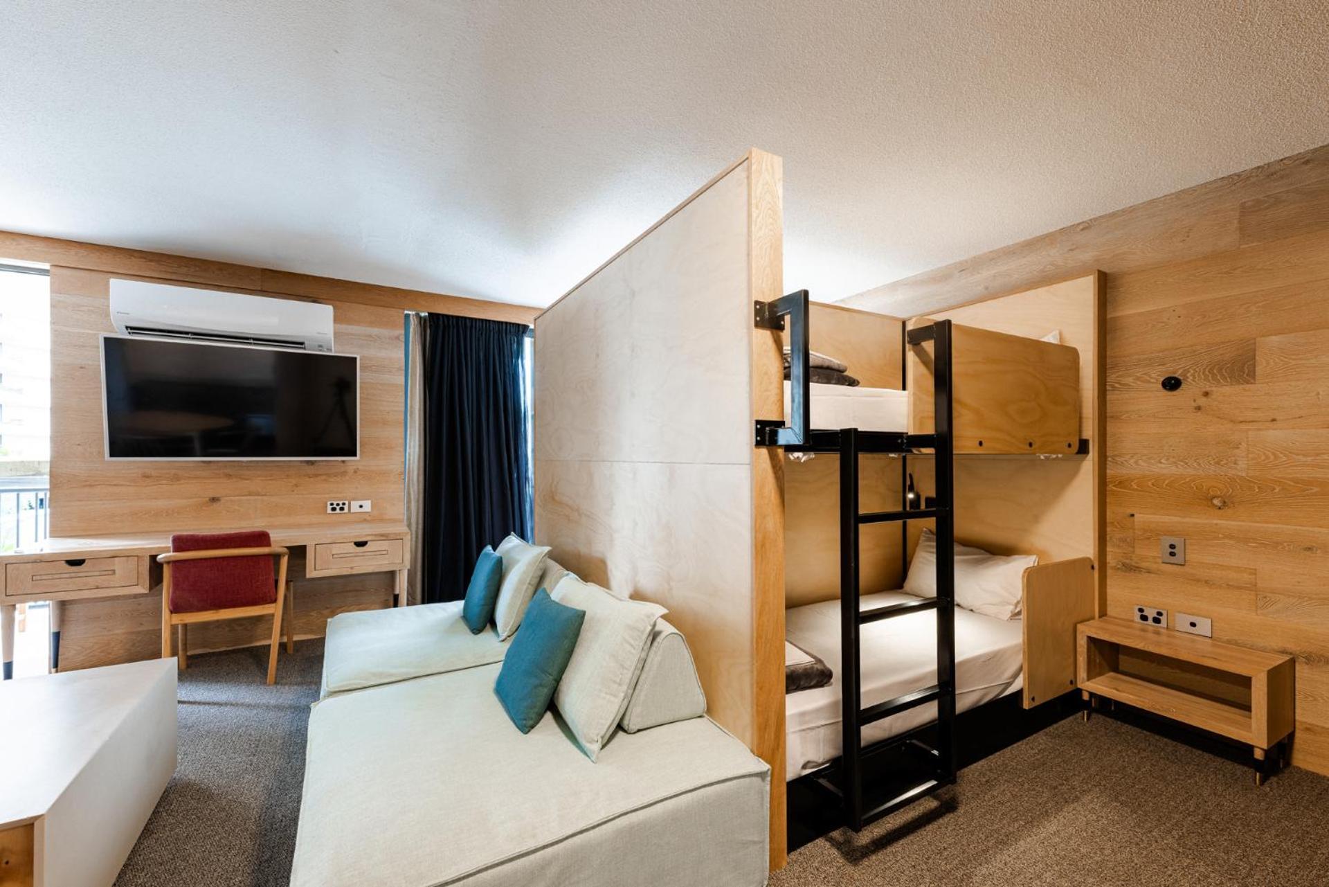 Bed in 6-Bed Mixed Deluxe Dormitory Room