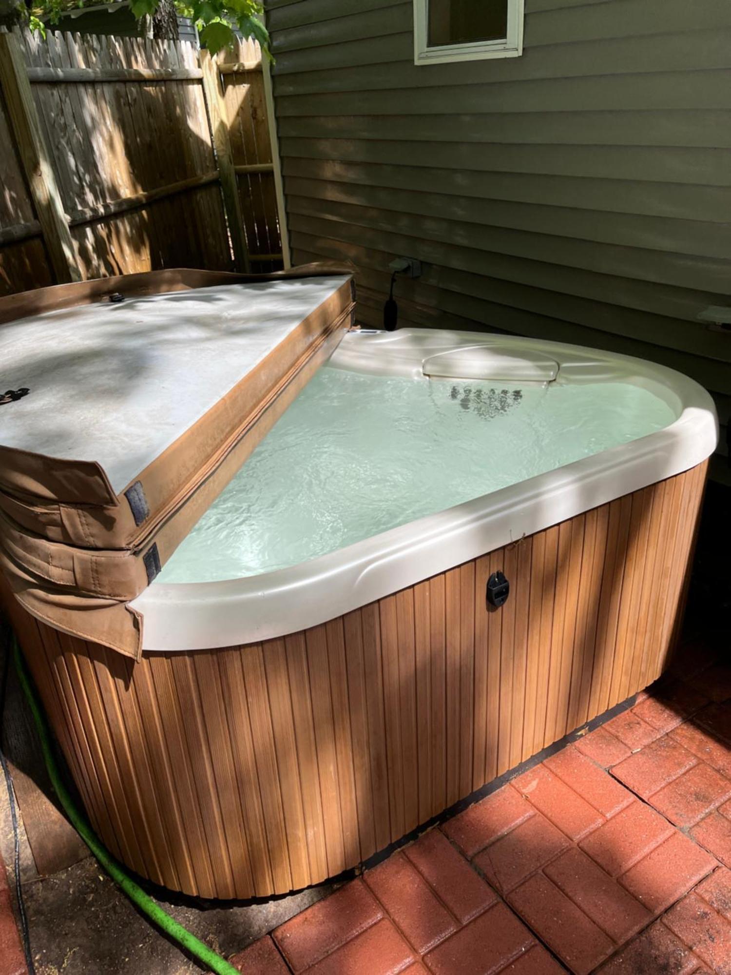 Superior Chalet Private Hot Tub