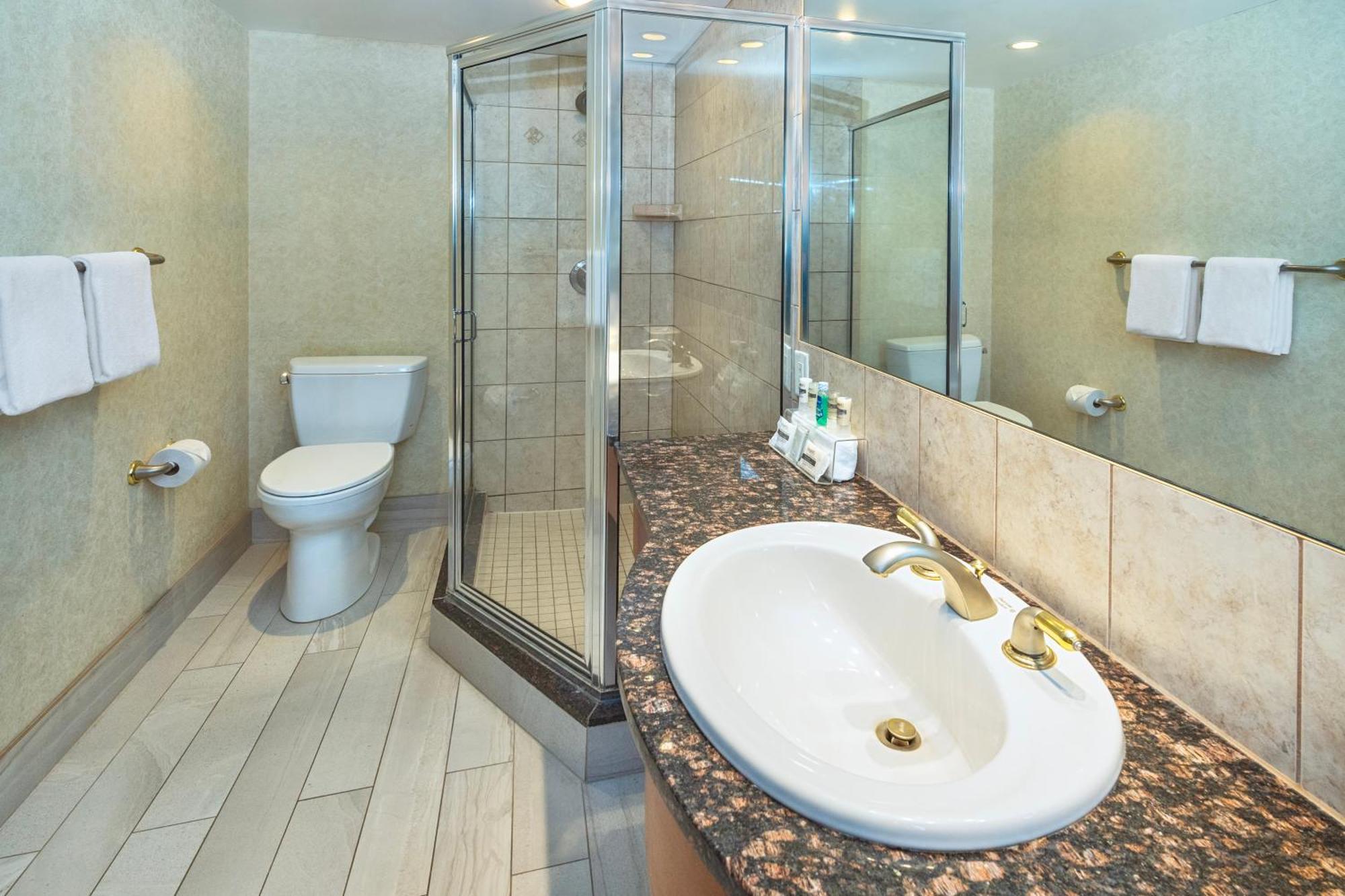 Deluxe Room with Two Queen Beds,1524996268:JPEG