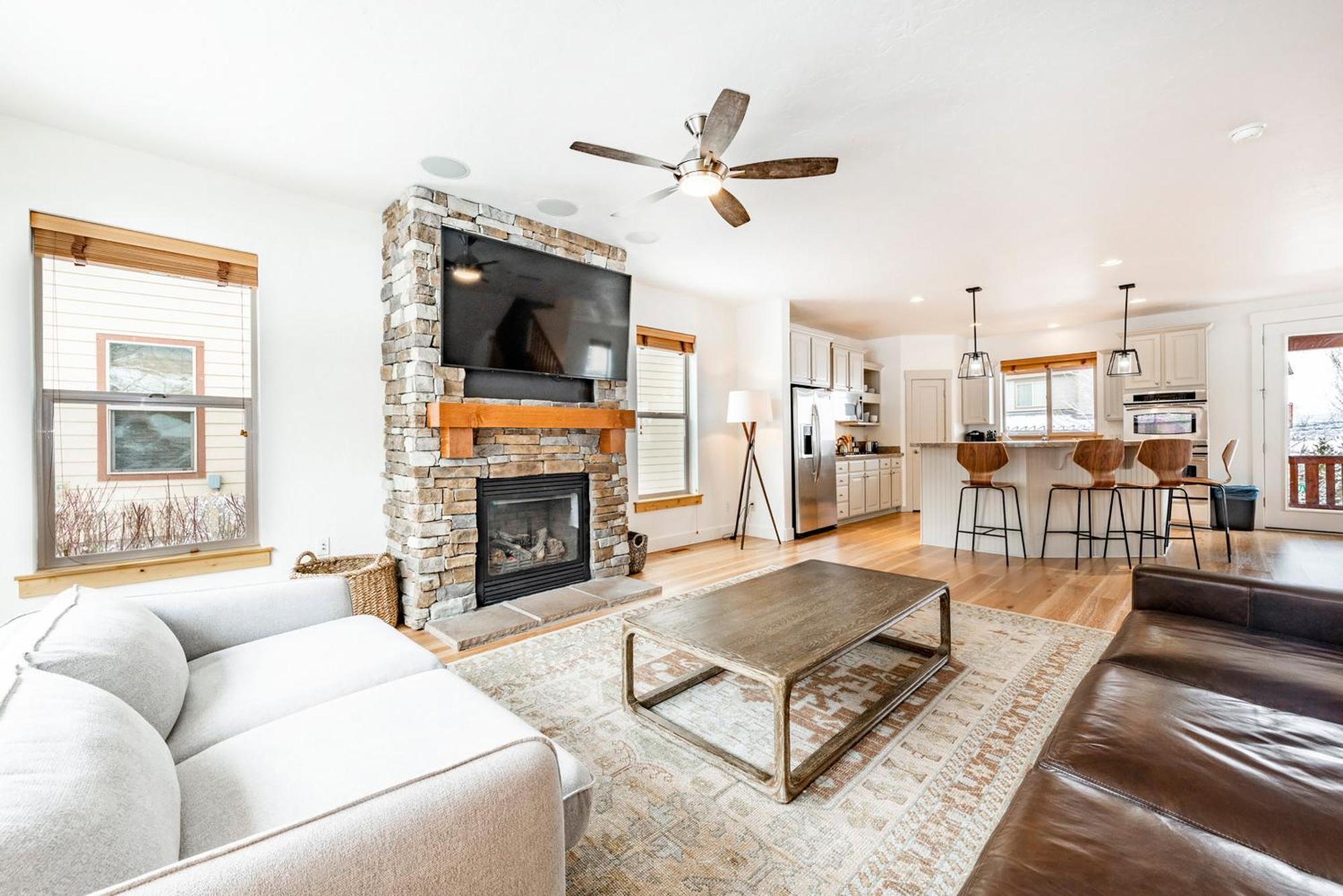 4 Bedroom Townhome #5601