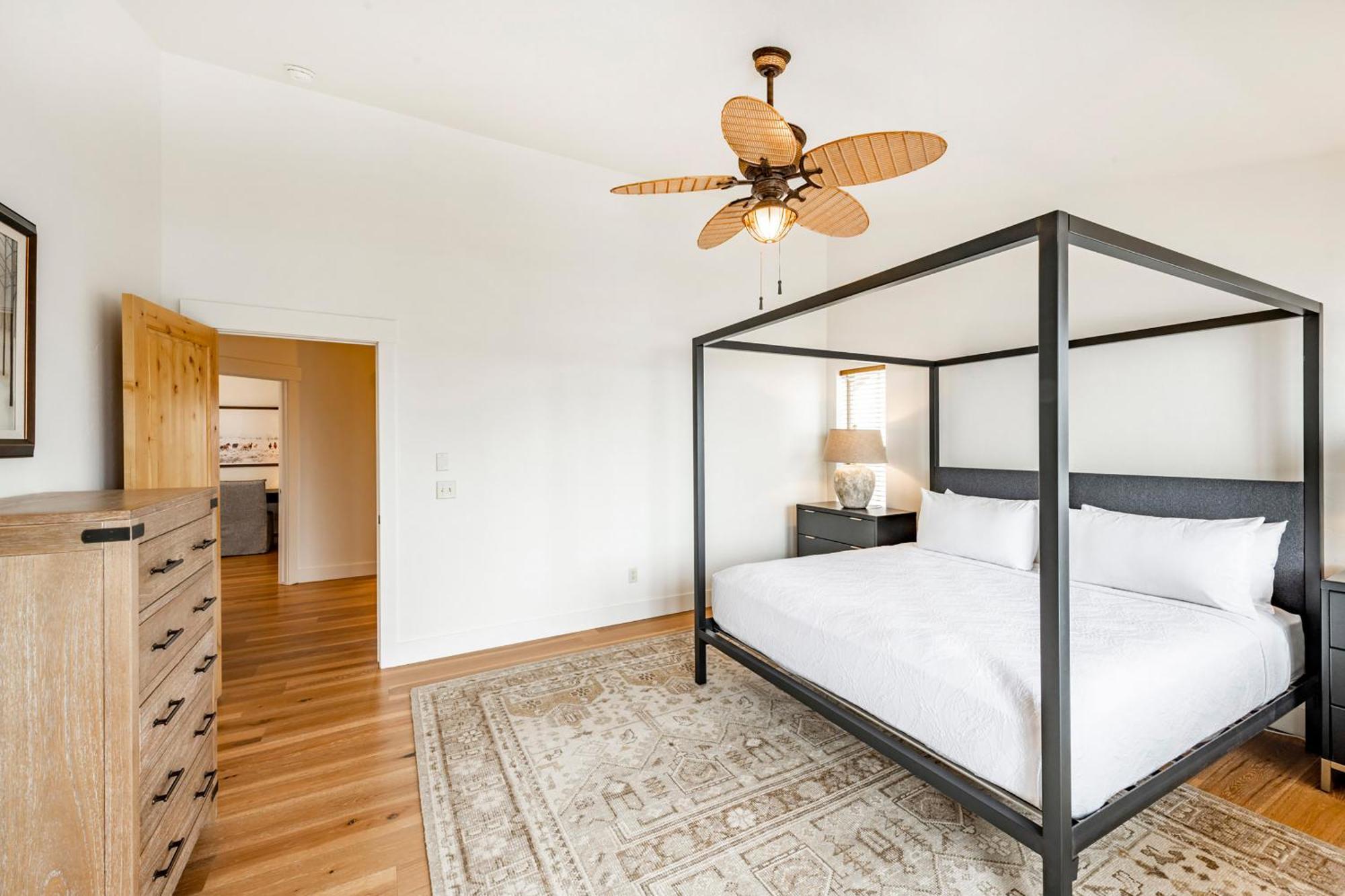 4 Bedroom Townhome #5601