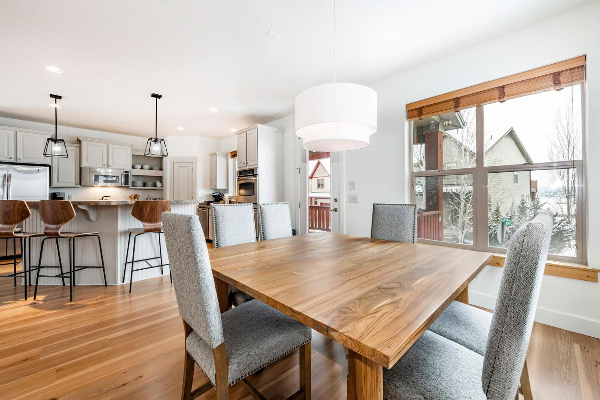 4 Bedroom Townhome #5601