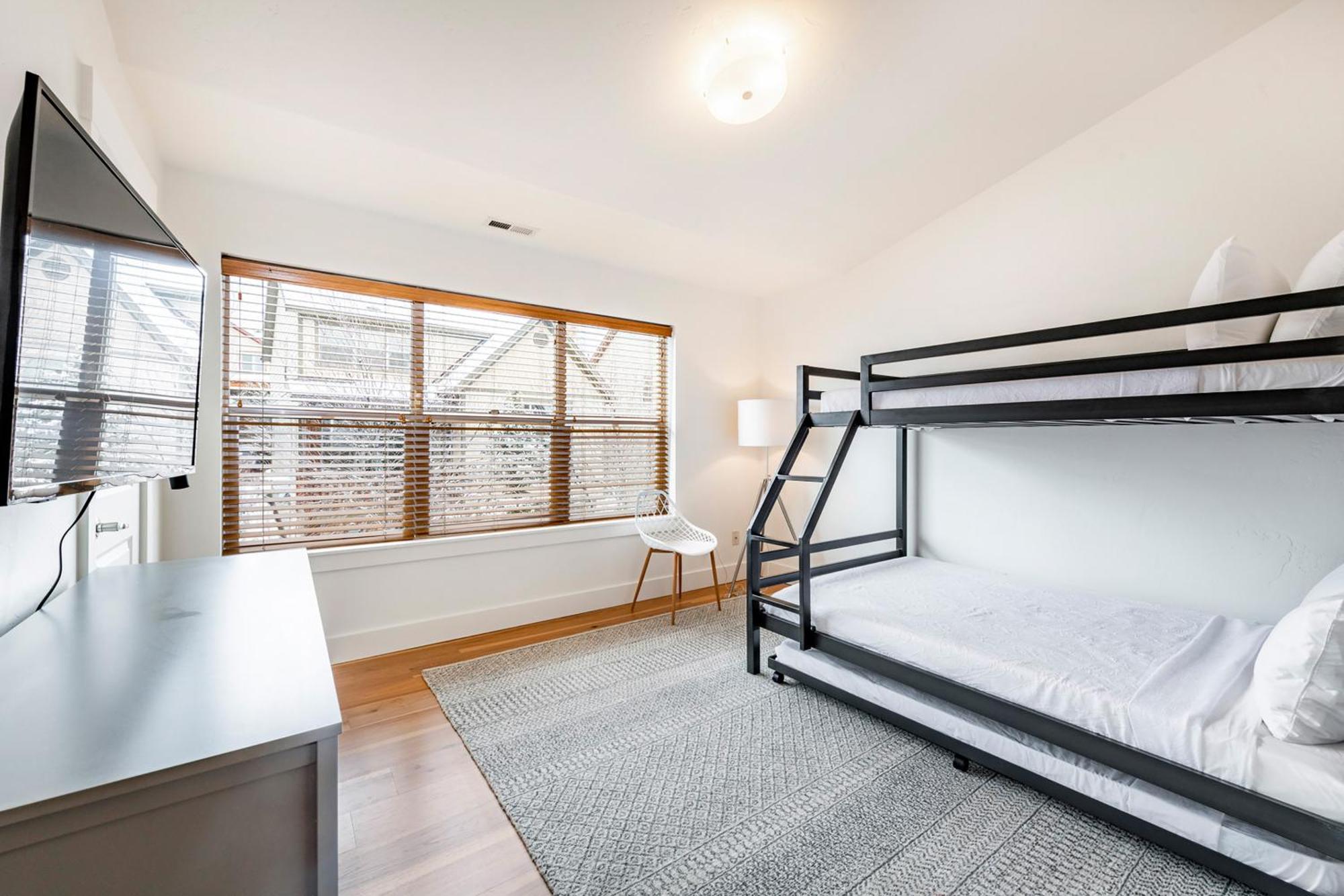 4 Bedroom Townhome #5601