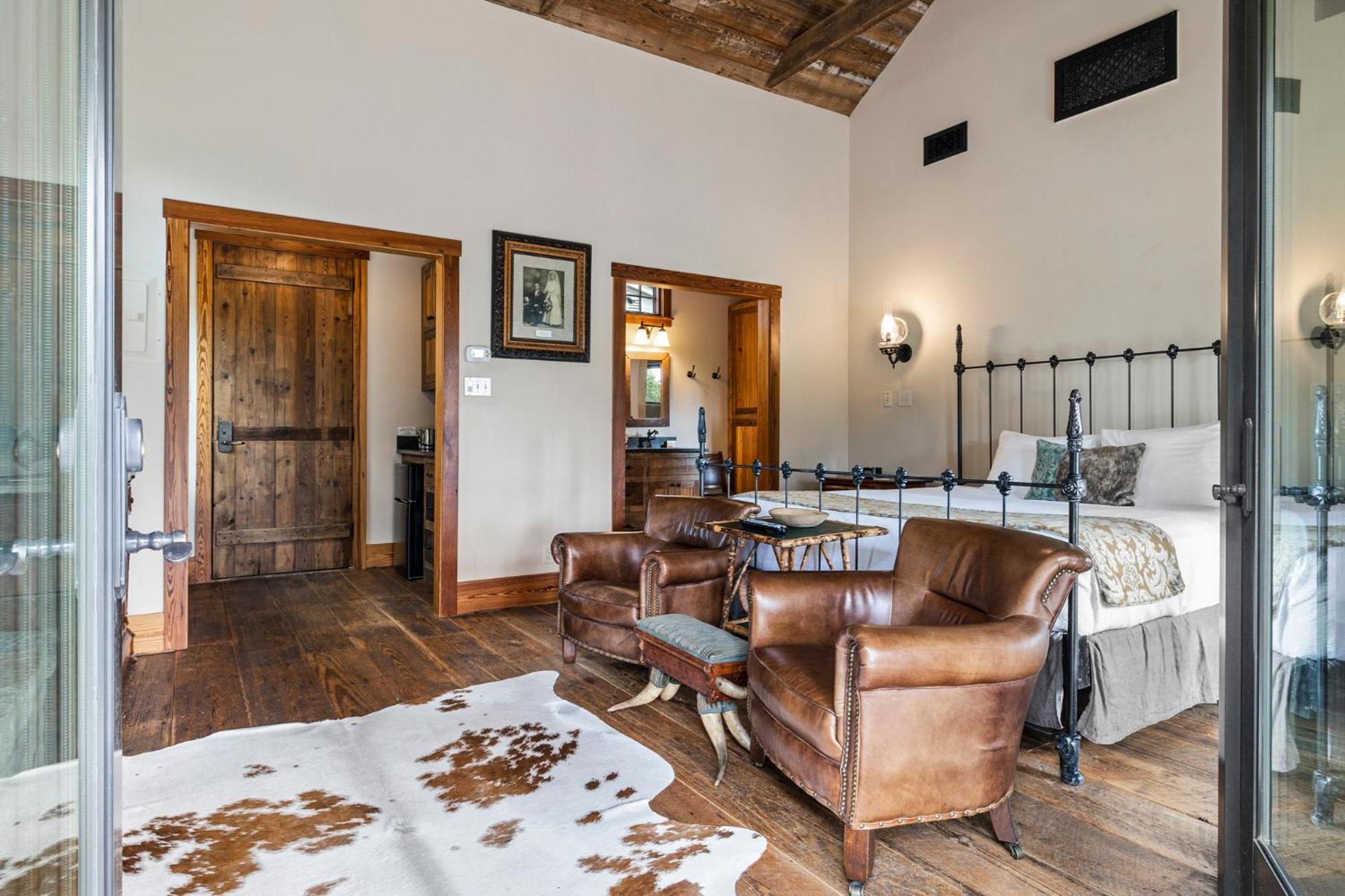 King Suite