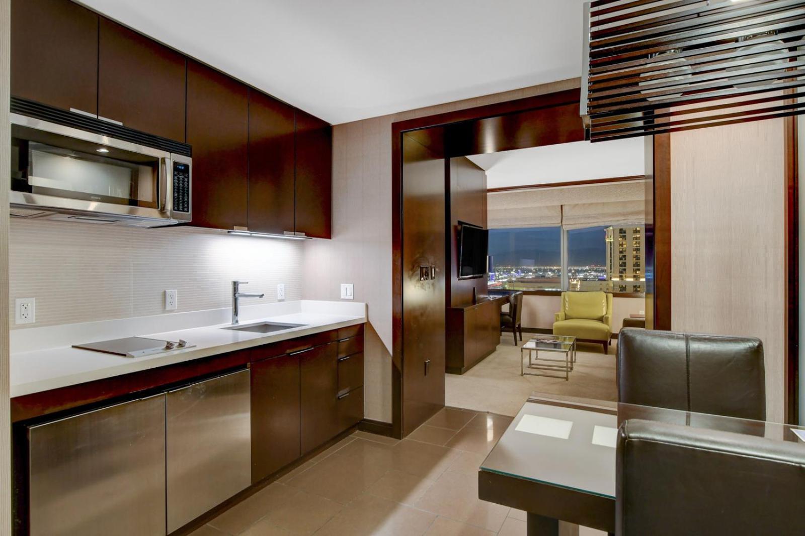 Superior King Suite
