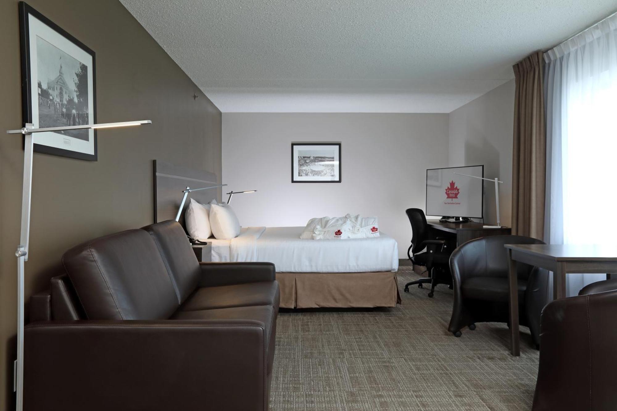 Standard King Room