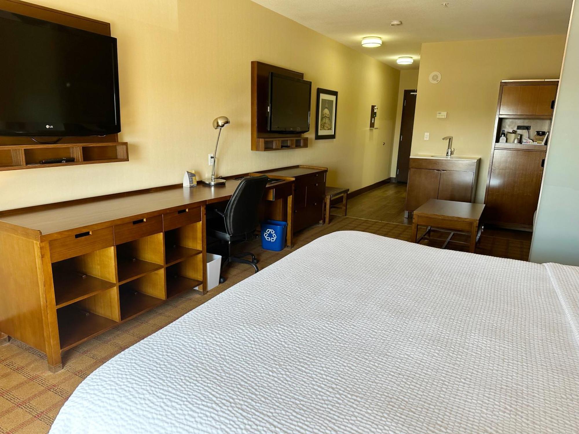 Guest room, 1 King, Sofa bed