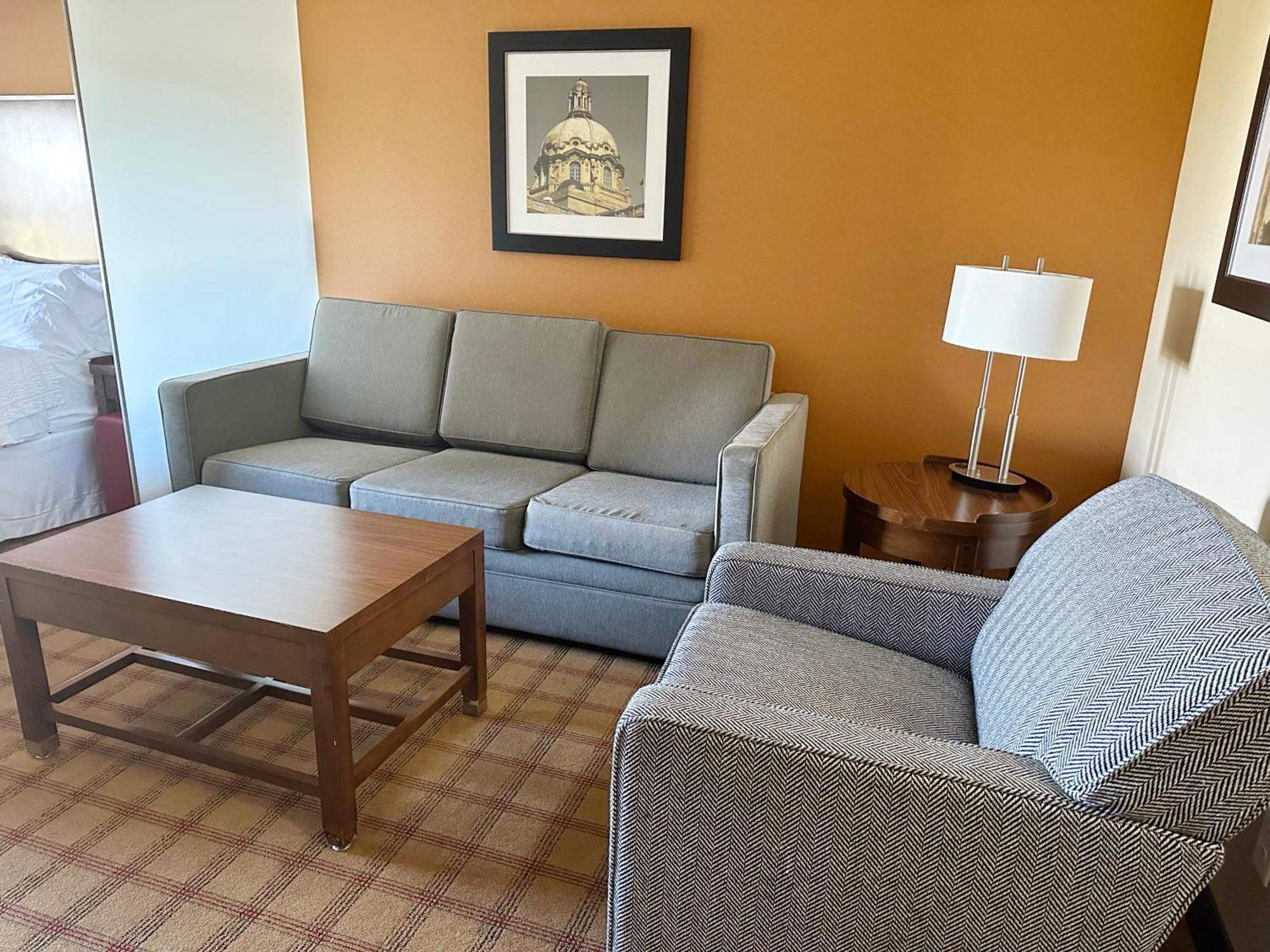 Larger Guest room, 1 King, Sofa bed