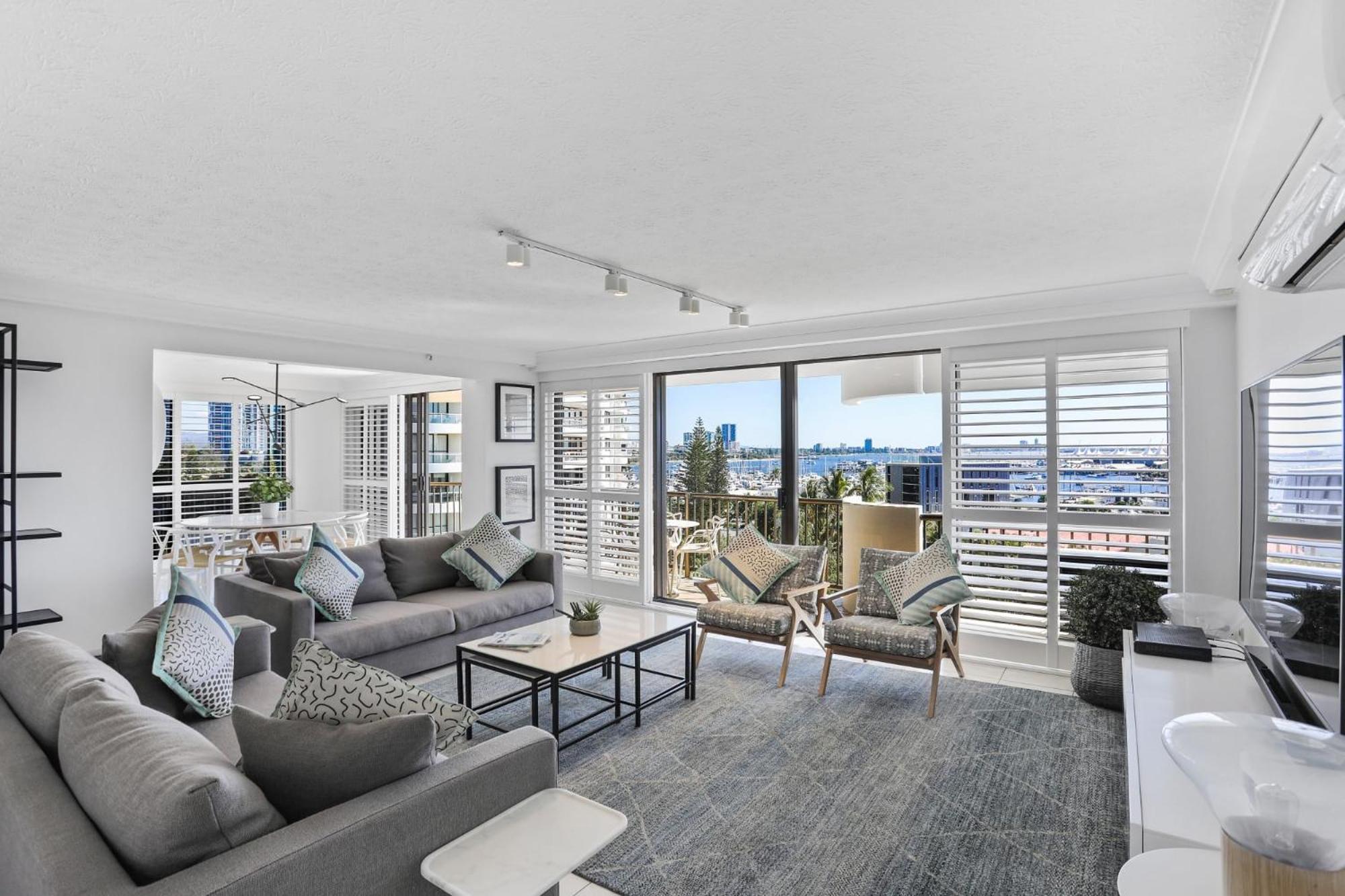 Superior Three-Bedroom Apartment (5 Night Min)