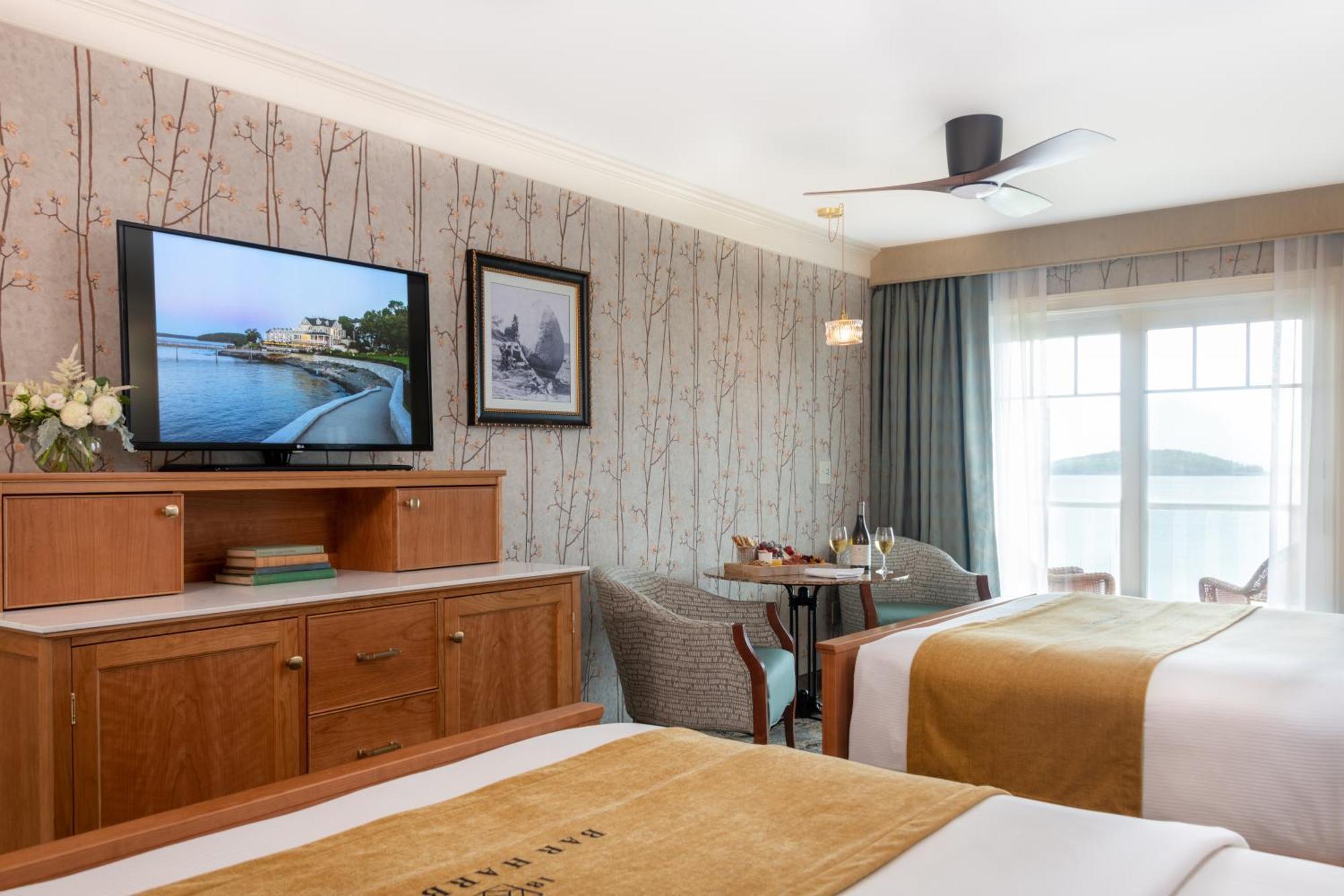 Queen Room Two Queen Beds Ocean View