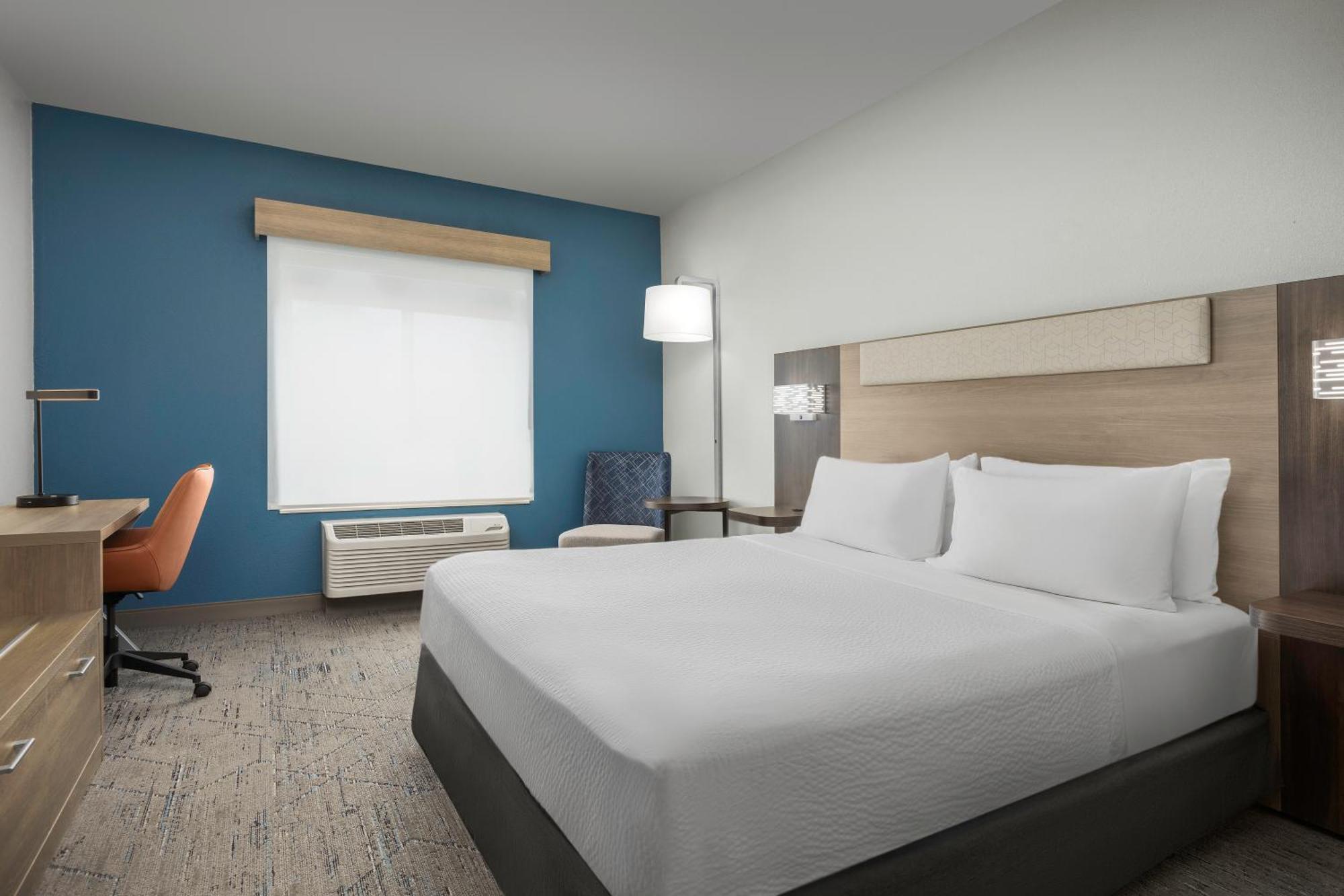 King Suite with Spa Bath