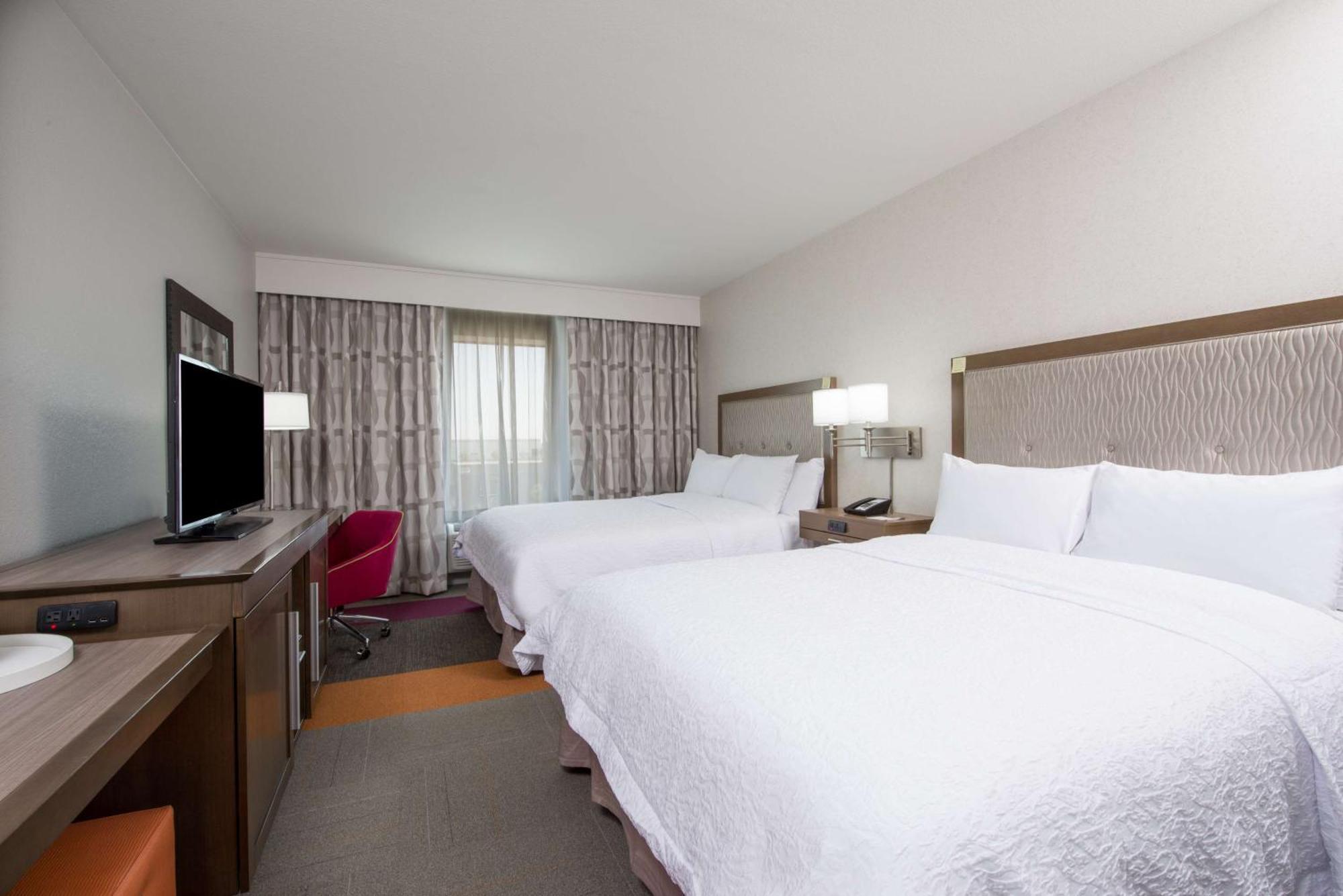 Queen Room Two Queen Beds Non-Smoking