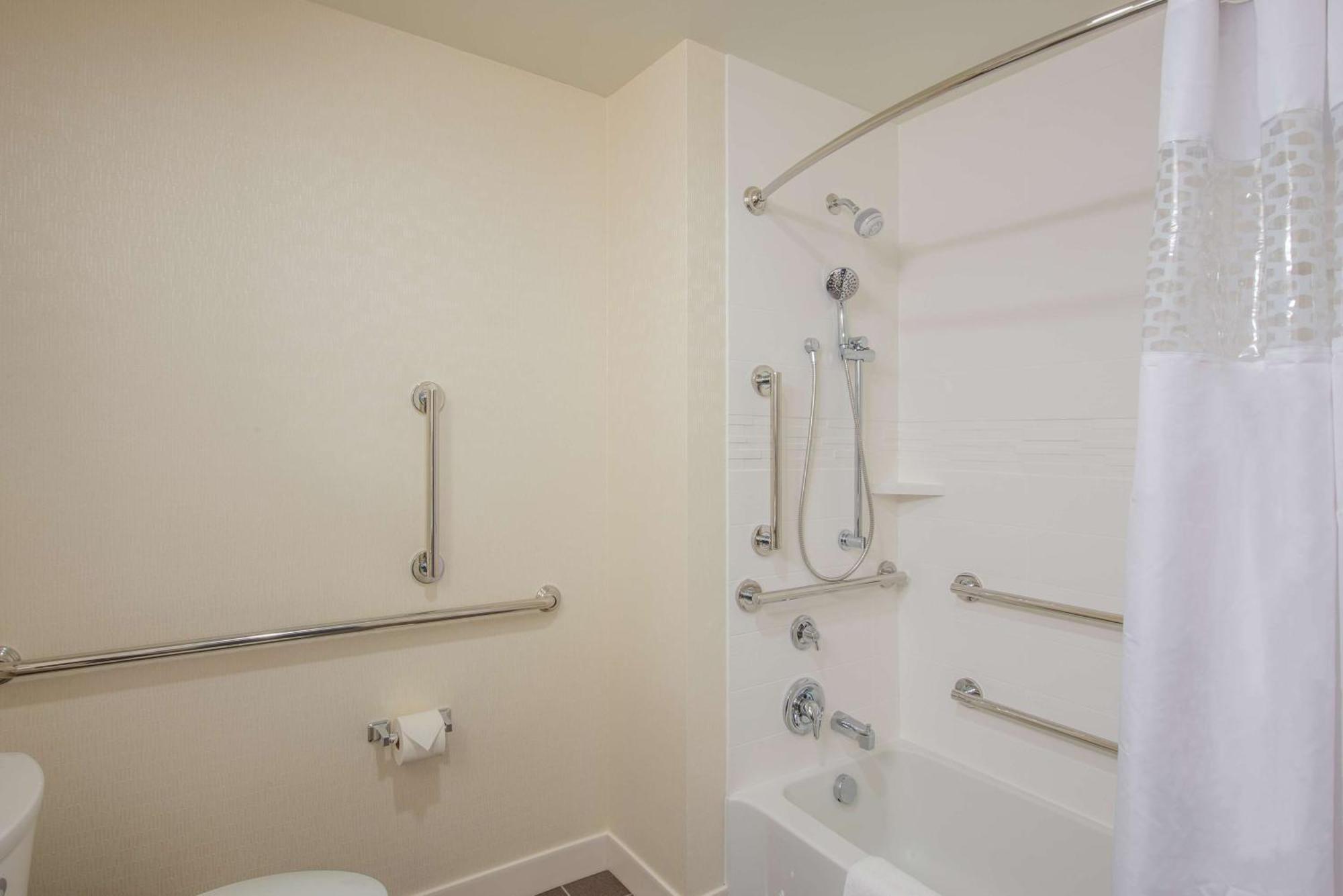 King Room Mobility Access or Non-Smoking