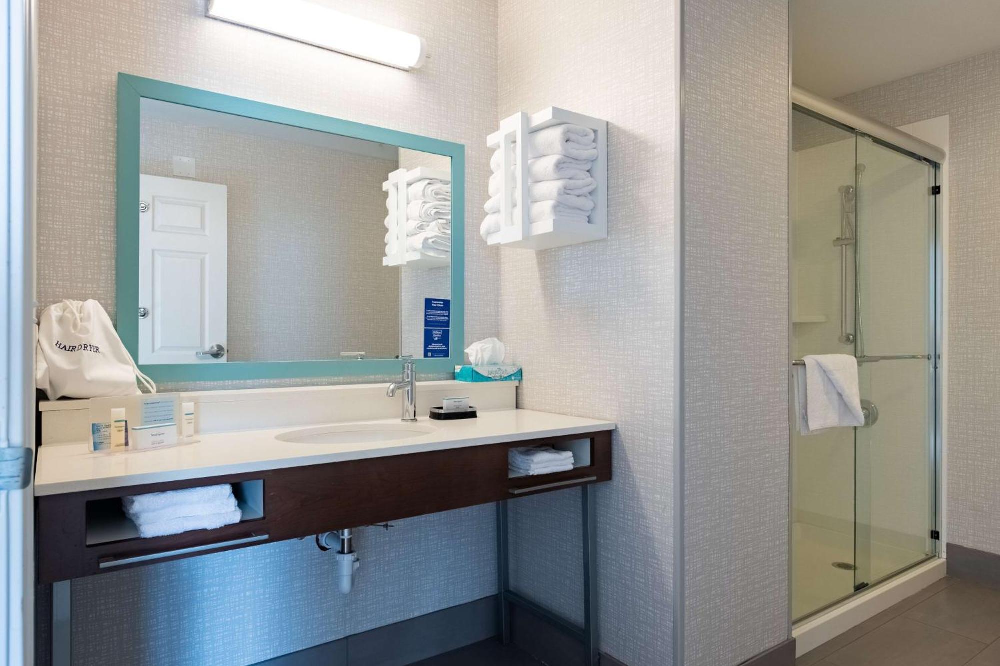 King Room Mobility Access or Non-Smoking