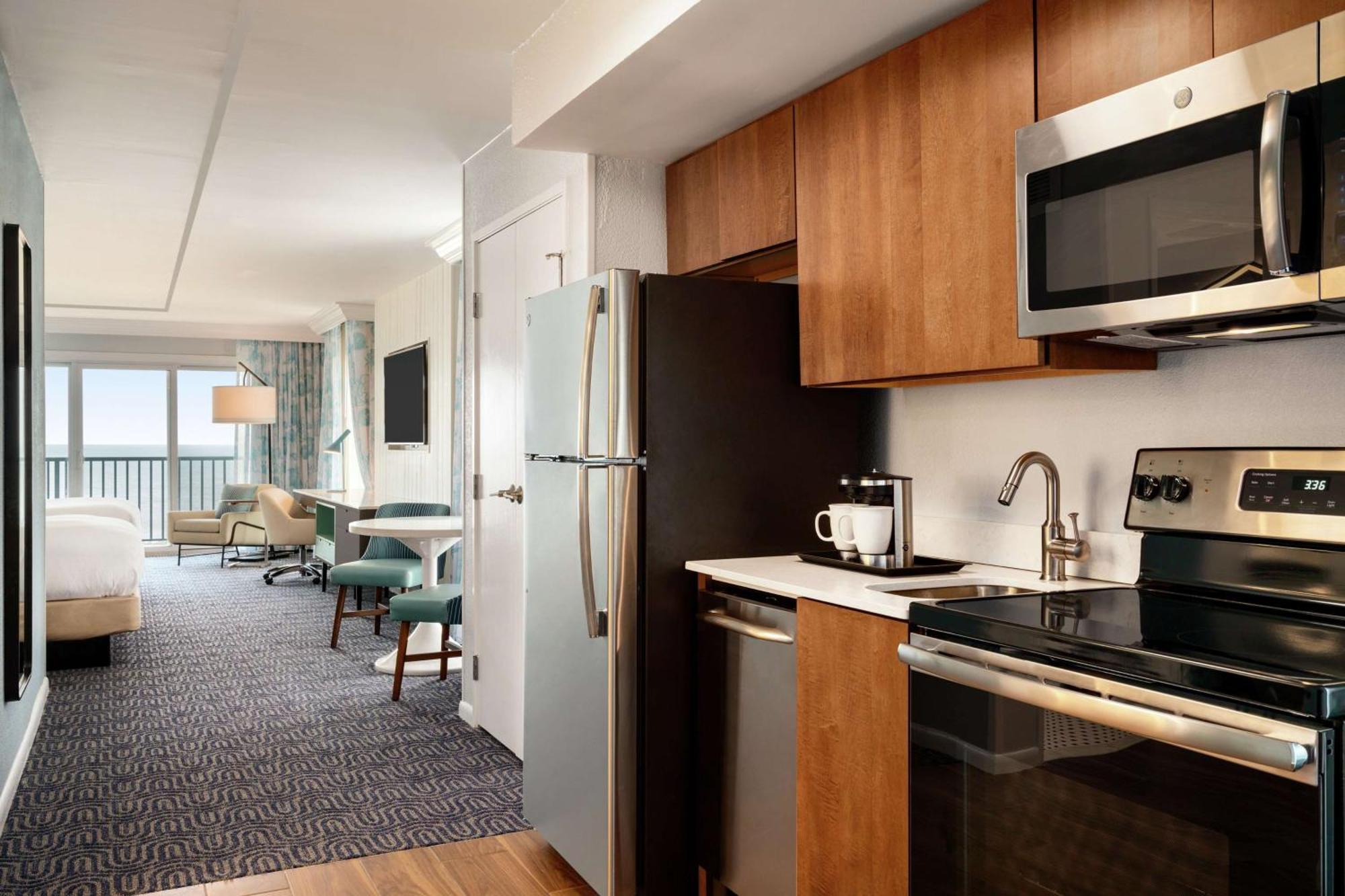 Corner Room, Double Queen with Kitchen, Balcony, and Oceanfront View
