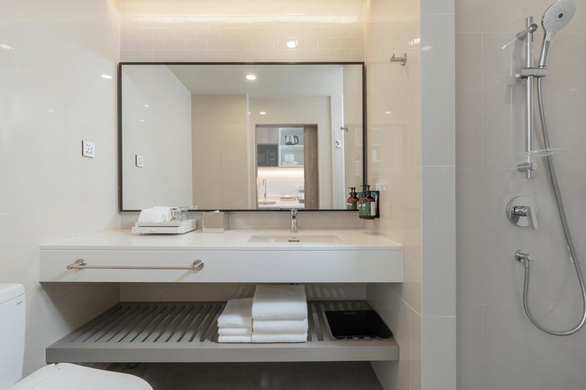 Twin Studio Suite