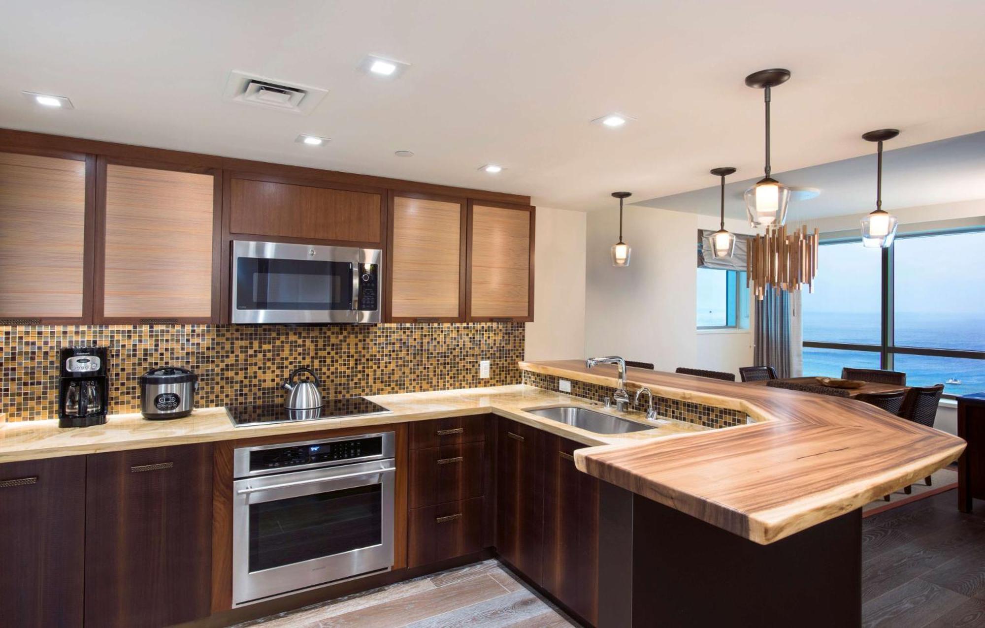 Two-Bedroom Penthouse Suite Ocean View