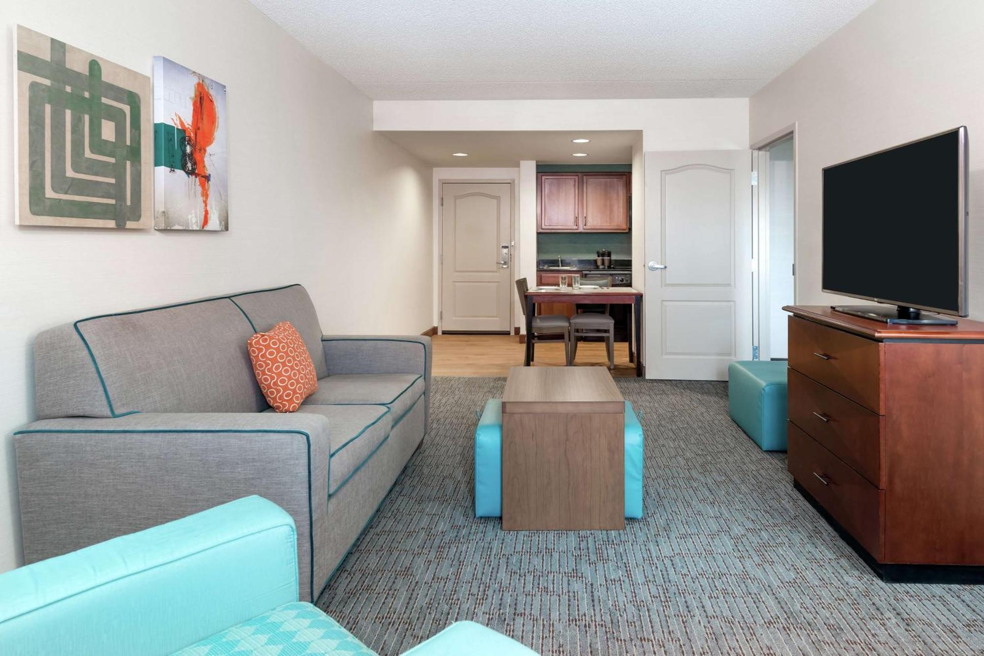 One-Bedroom King Suite Non-Smoking