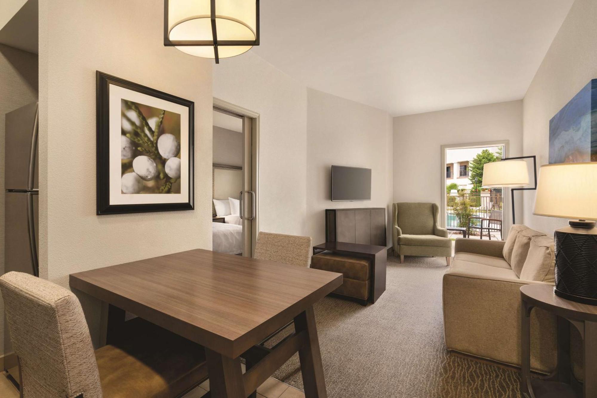 Premium Queen Suite Two Queen Beds Non-Smoking