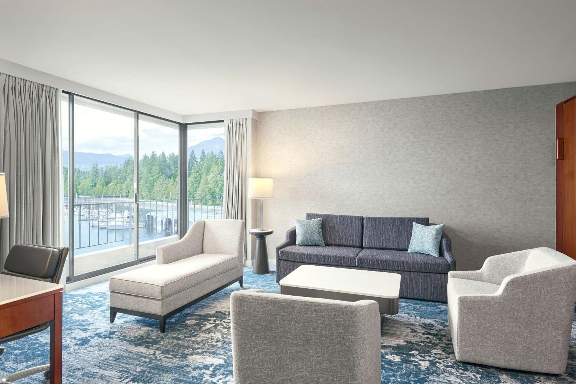 Tower 1 Bedroom Suite, Harbor & Mountain View