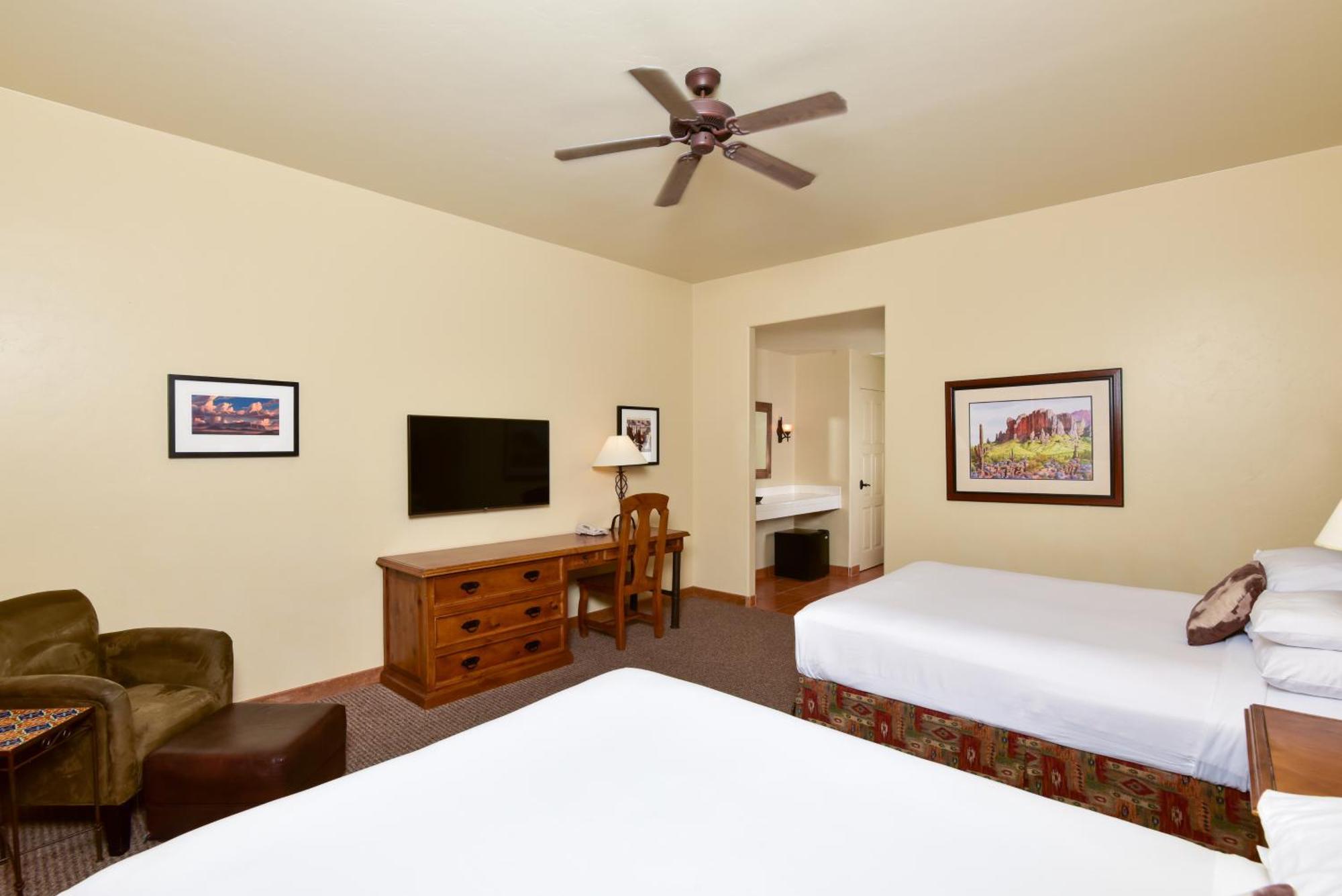 Deluxe Queen Room Two Queen Beds