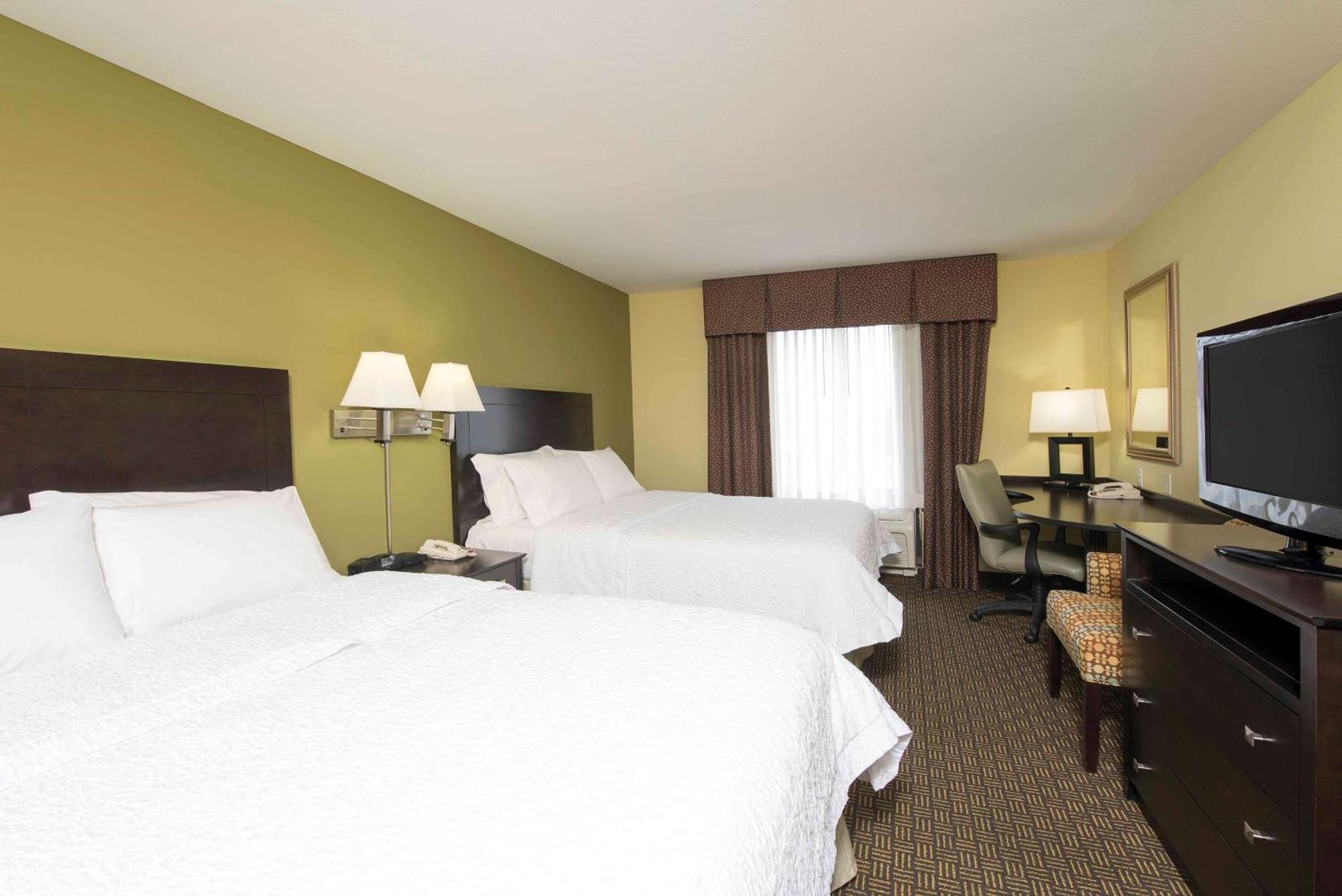 Queen Room with Two Queen Beds - Mobility Access/Non-Smoking