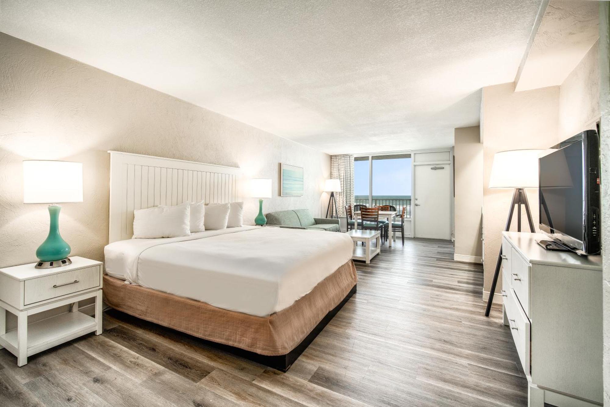 Family Suite with Oceanfront View