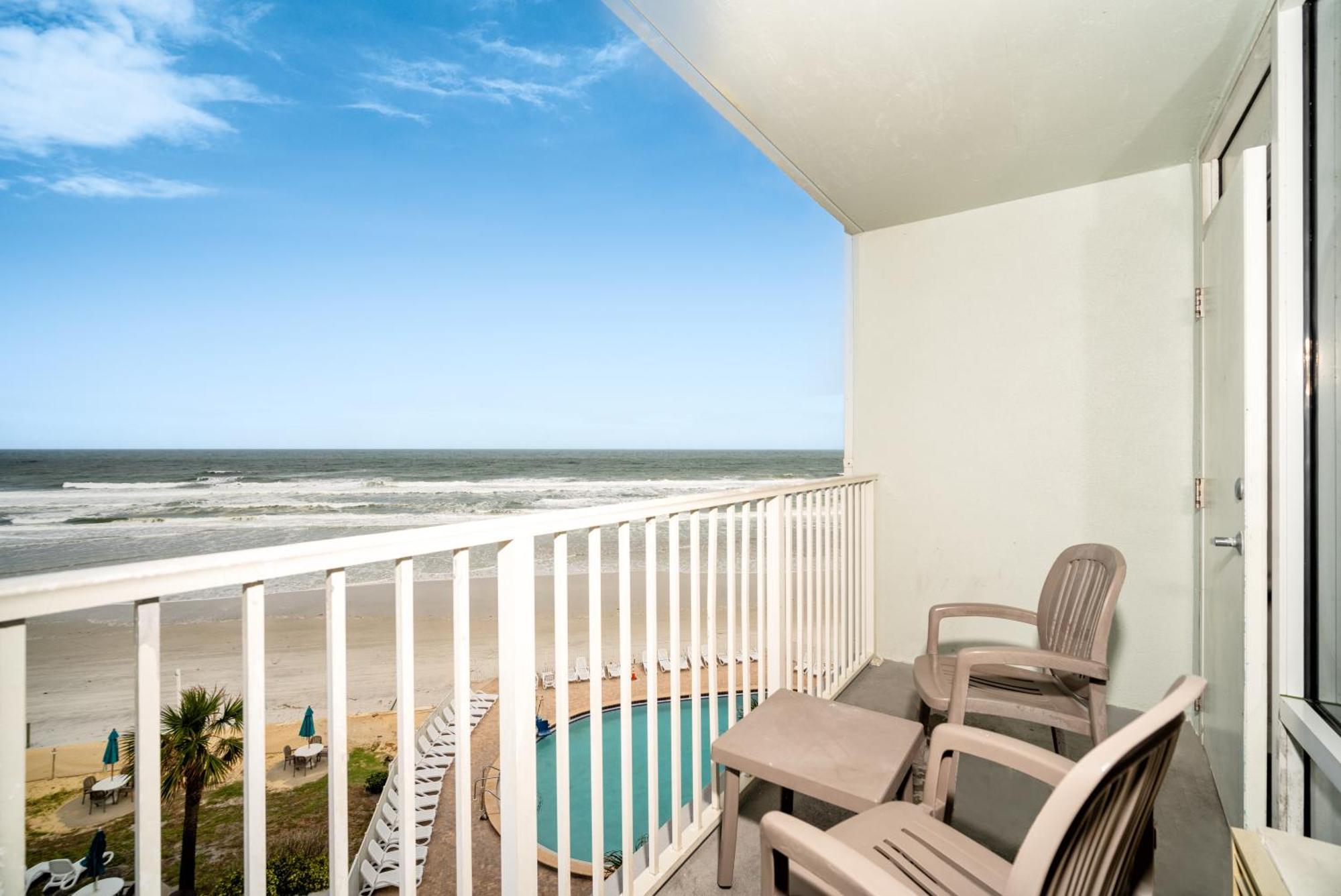 Family Suite Oceanfront View