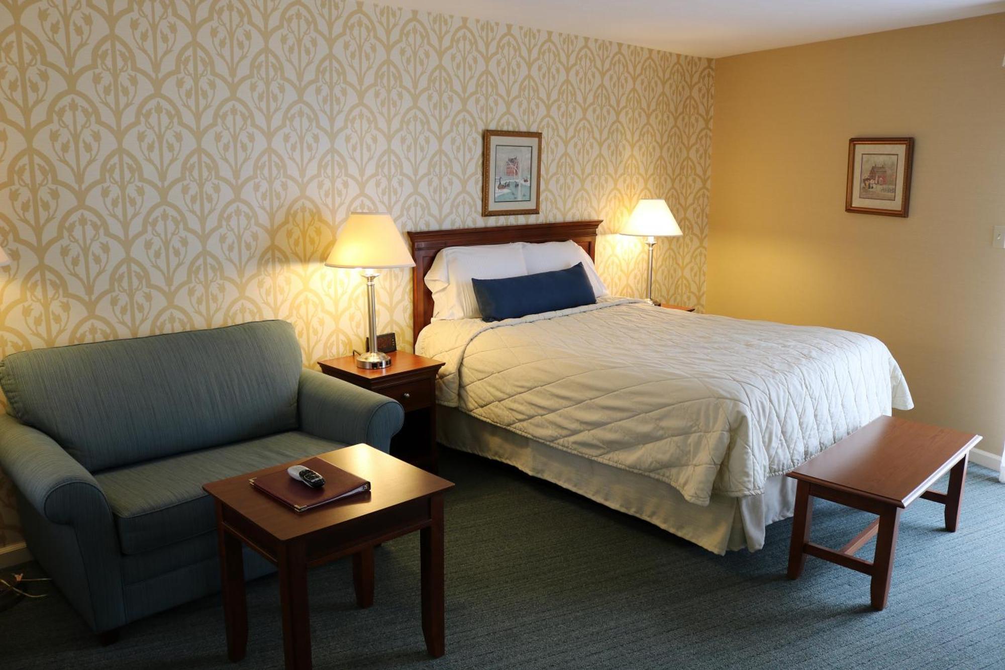 Queen Room