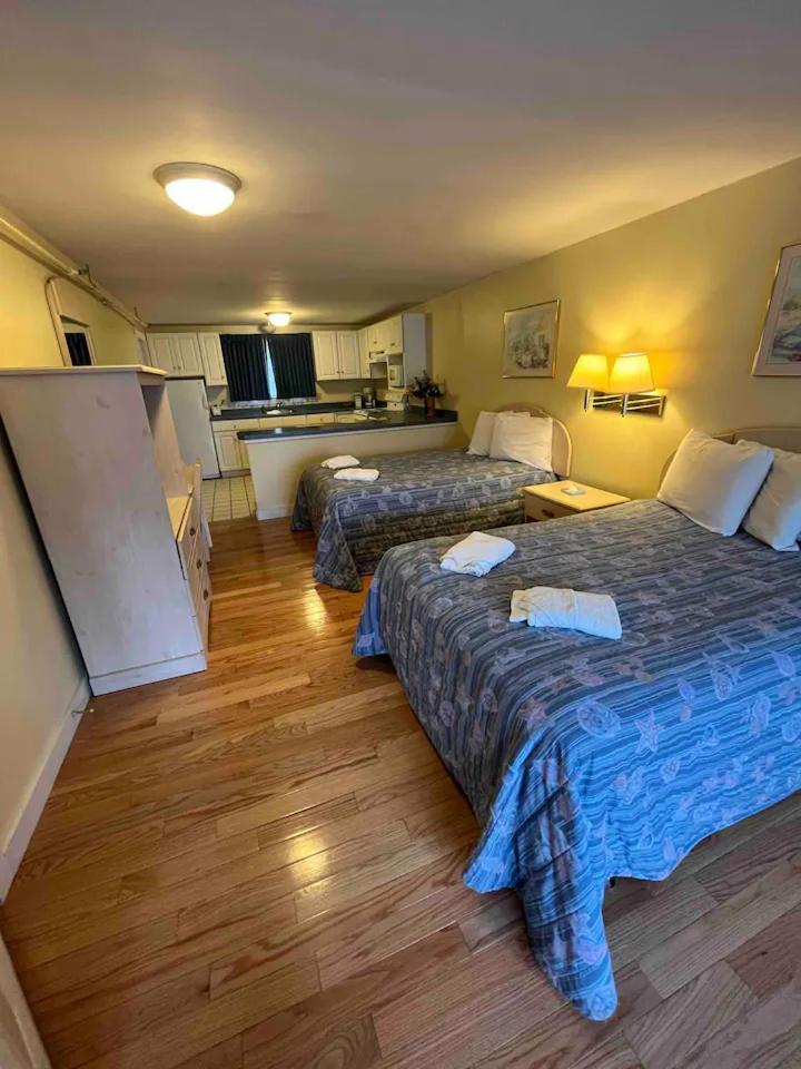 Deluxe 2 Double Beds Kitchen Ocean View Second Floor Corner Unit V10
