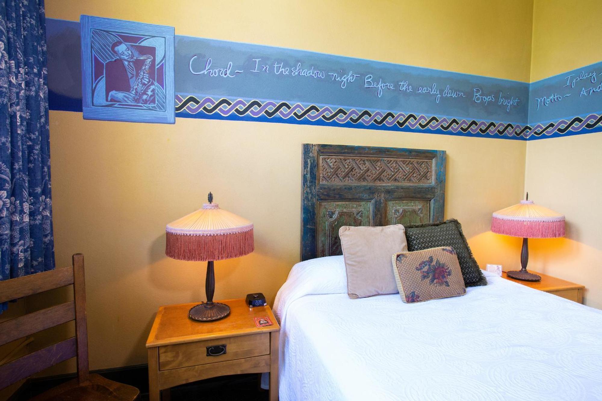 Queen Room