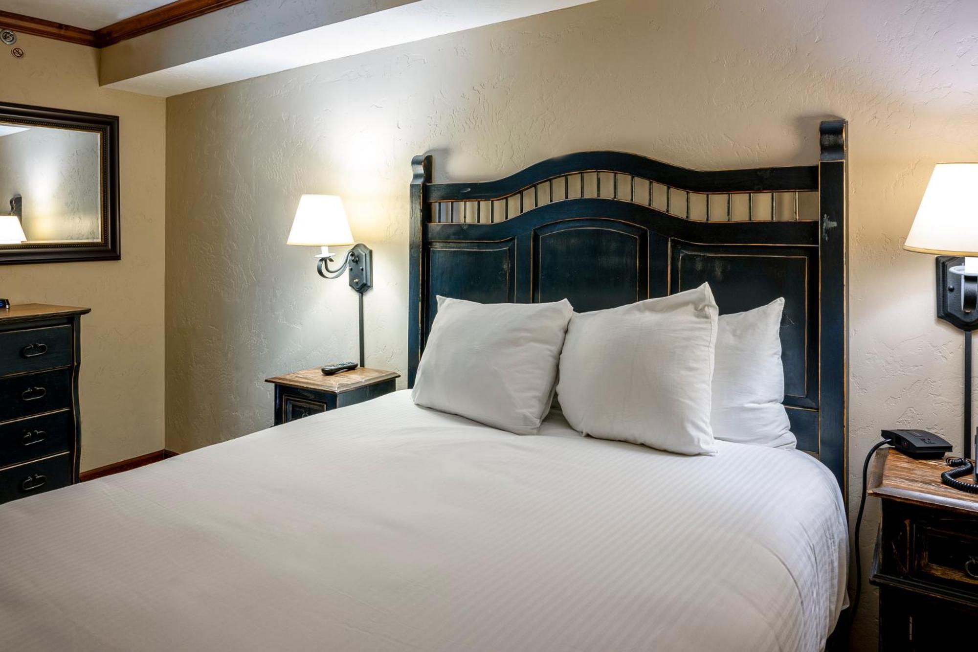 Summit Suite