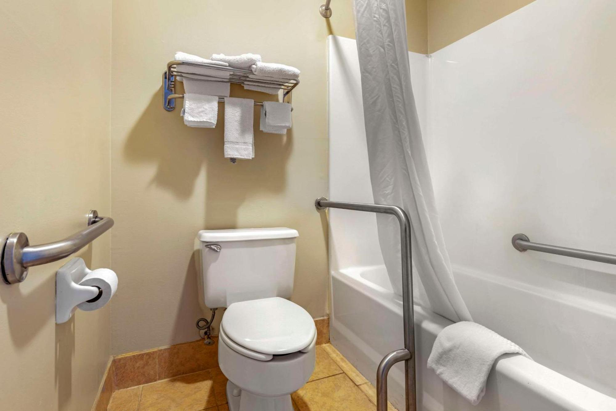 Double Room - Accessible/Non-Smoking