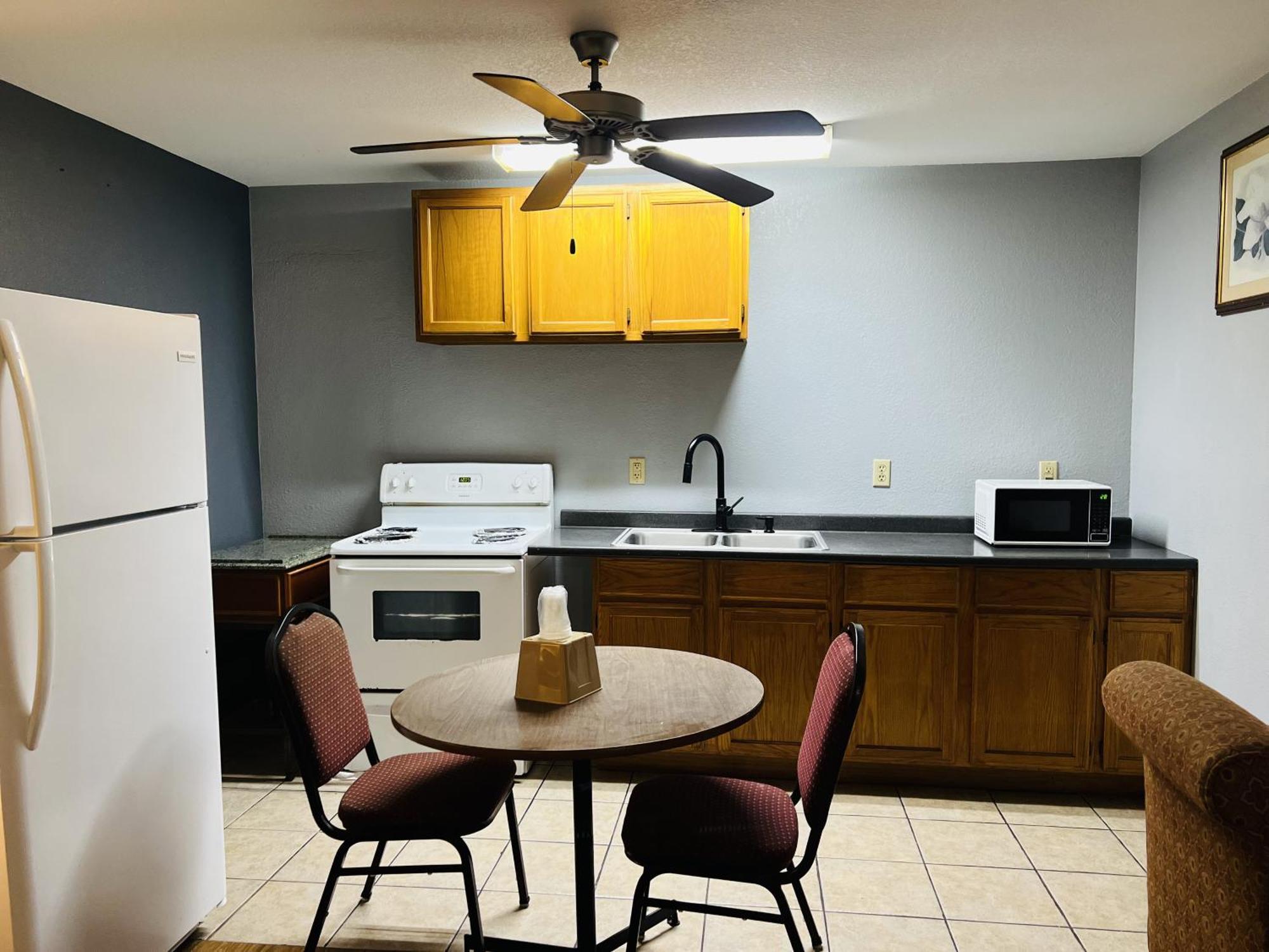 King Room Kitchenette