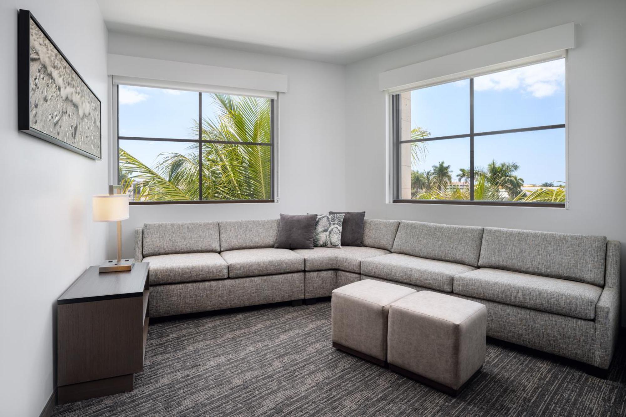 Corner Suite with Two Queen Beds and Kitchen