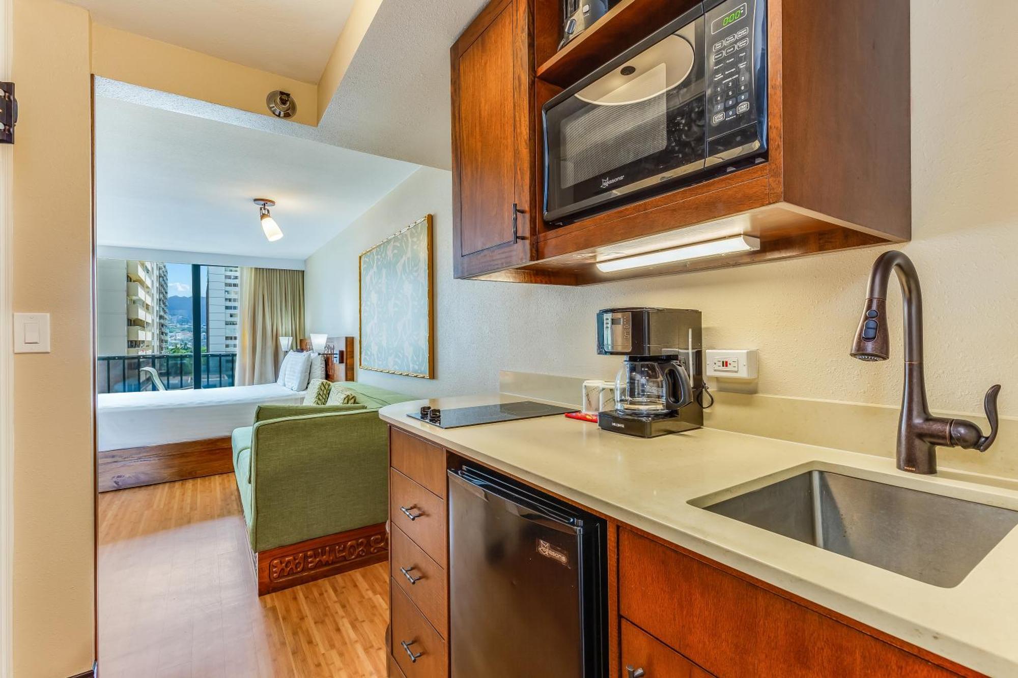 Studio Kitchenette Deluxe City View