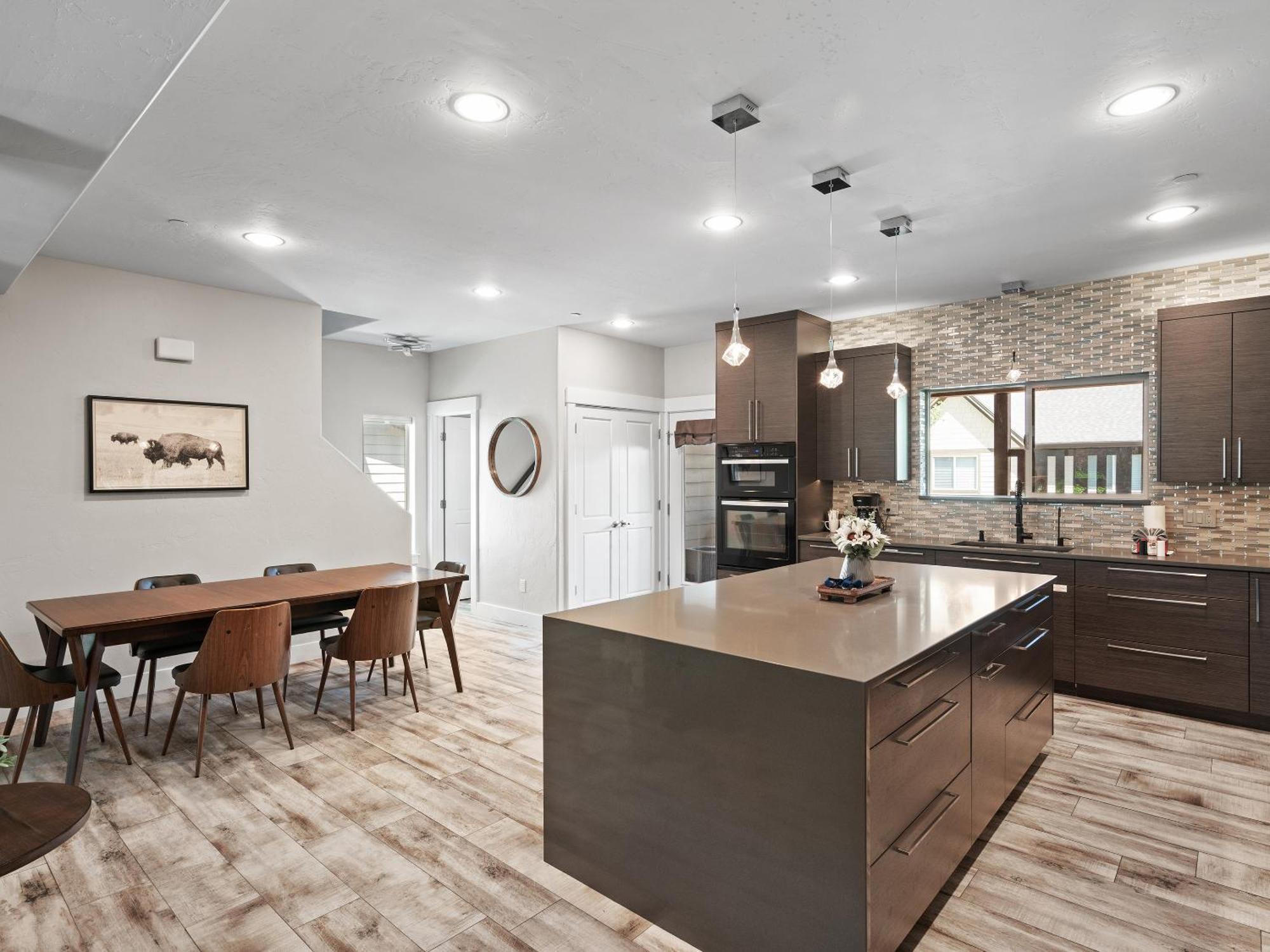 5 Bedroom House #5658