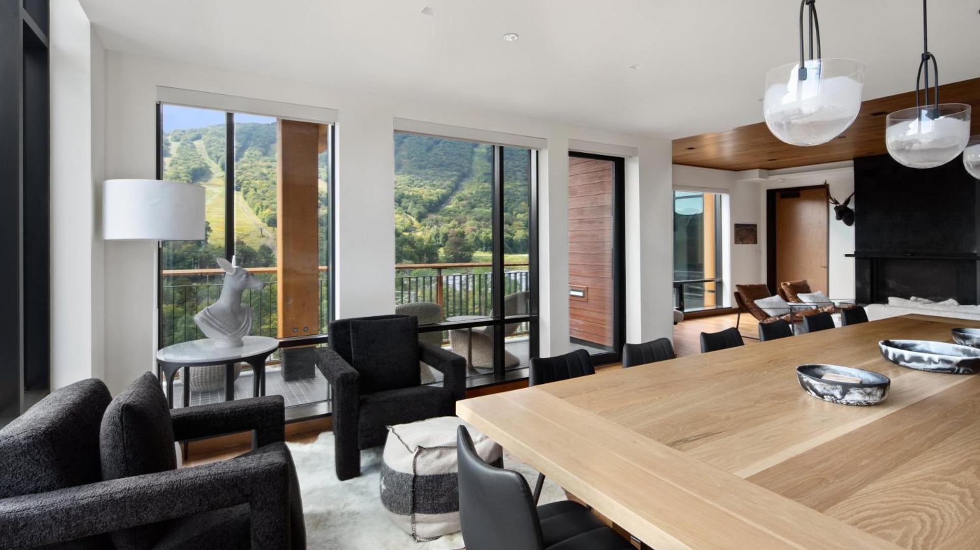 Apartment Mountain View
