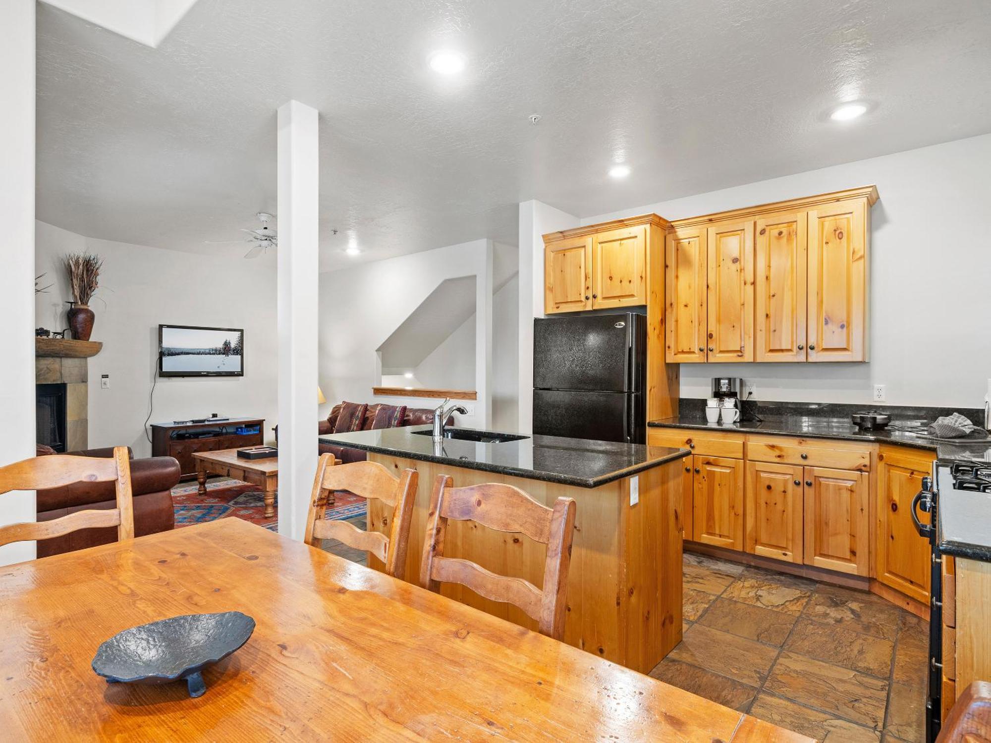 4 Bedroom Townhome 5531