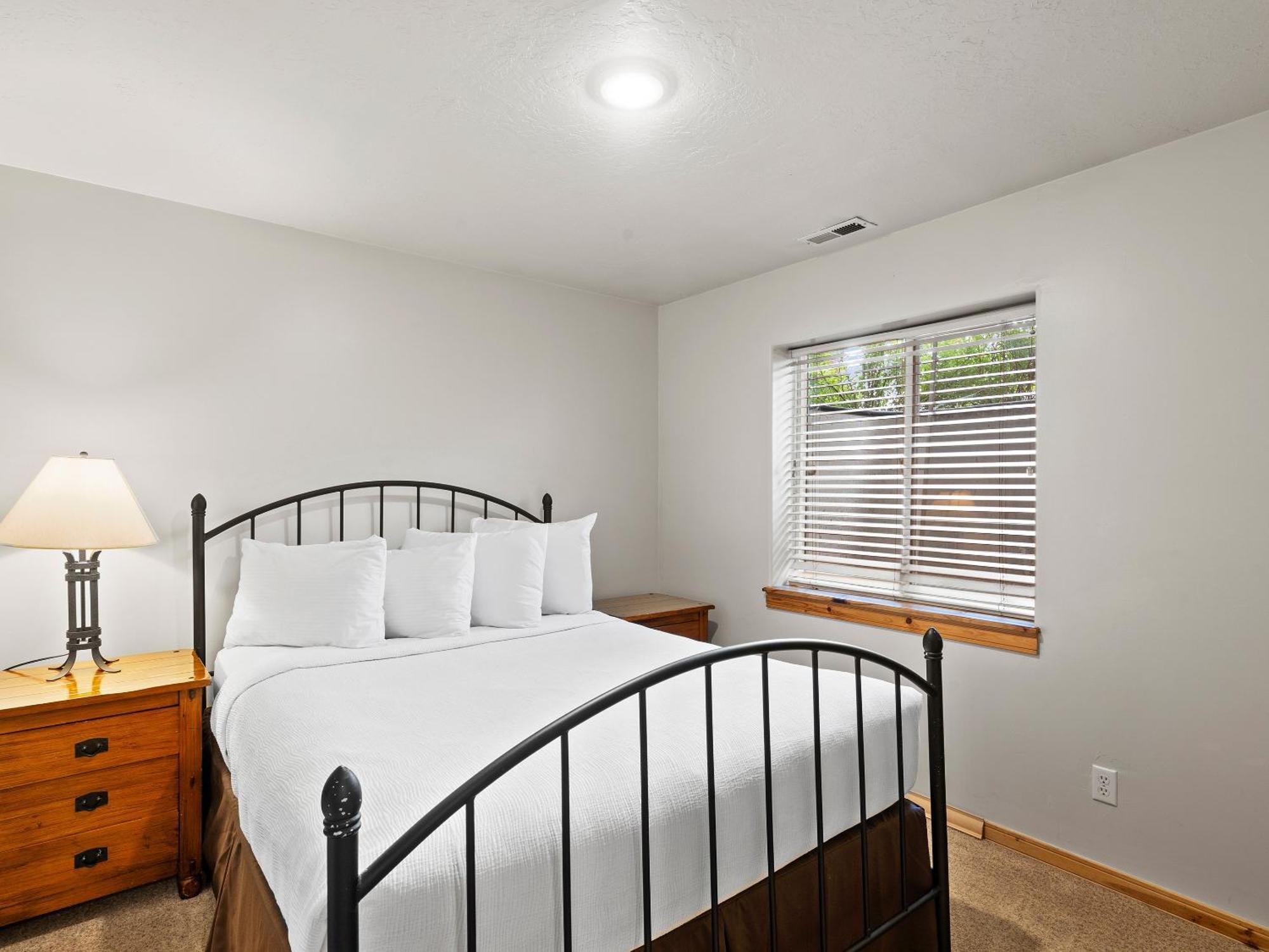 4 Bedroom Townhome 5531