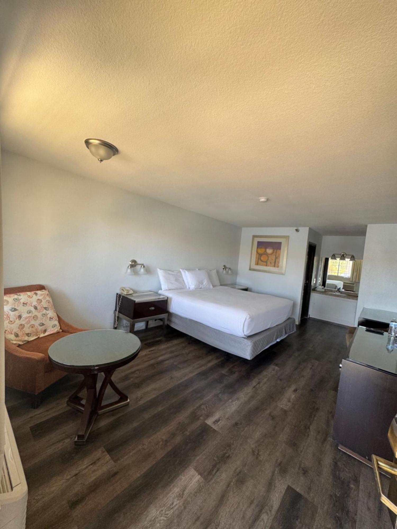 King Room River View