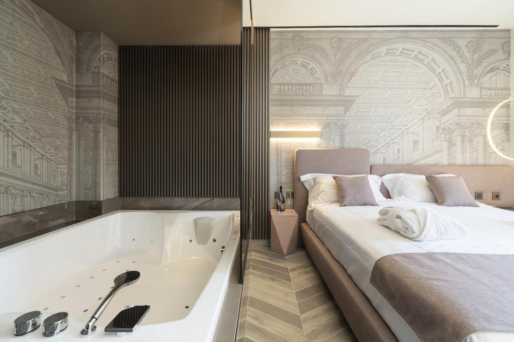 Queen Room with Spa Bath