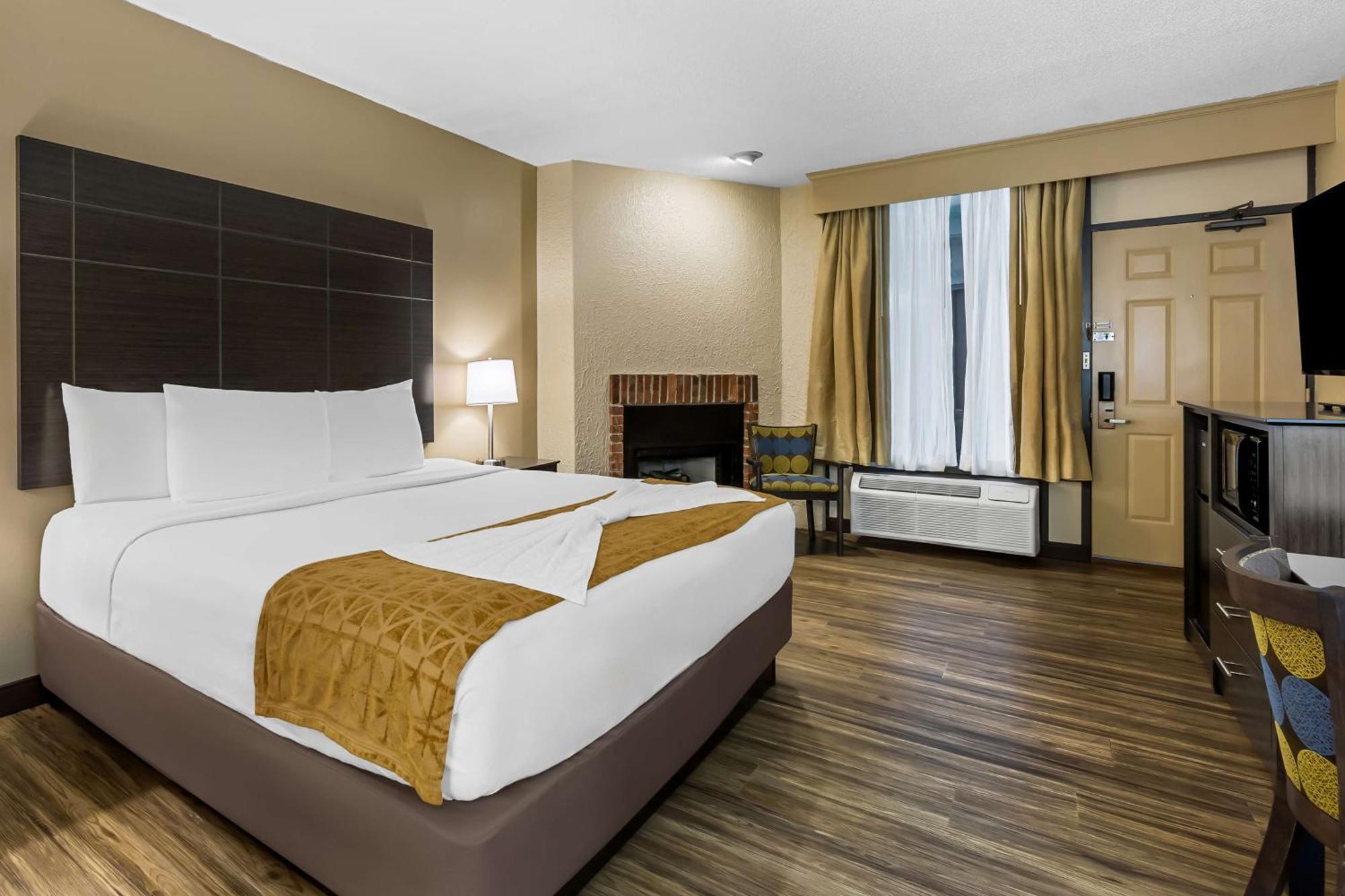 King Room with Walk In Shower