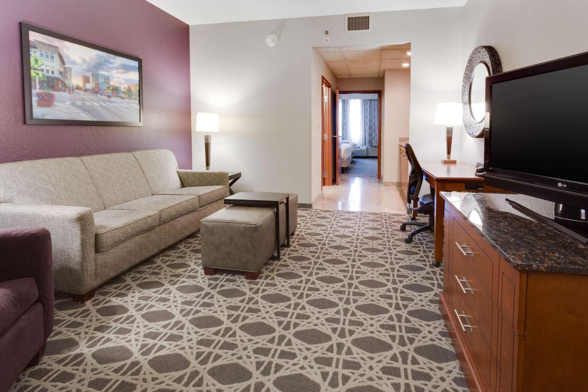 Queen Suite Two Queen Beds Sofa Bed High Floor