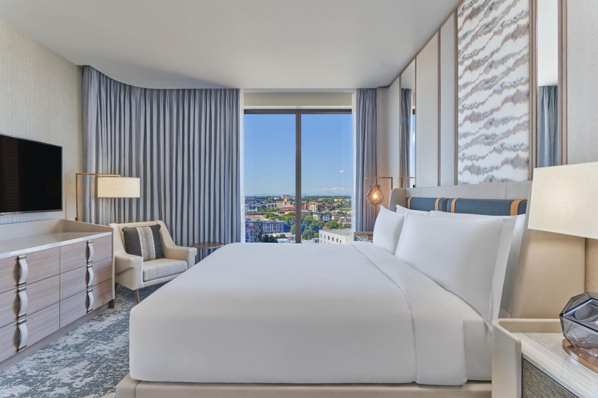 One-Bedroom Executive King Suite
