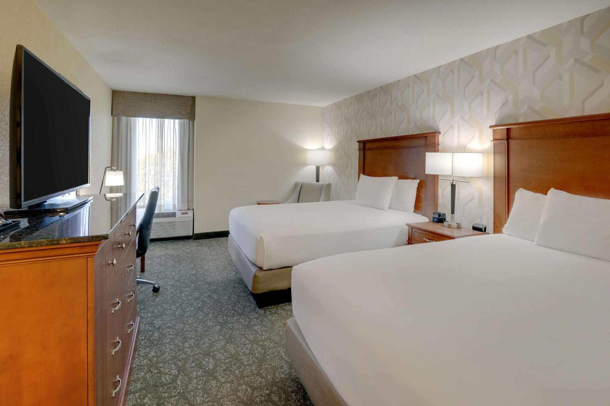 Deluxe Queen Room Two Queen Beds