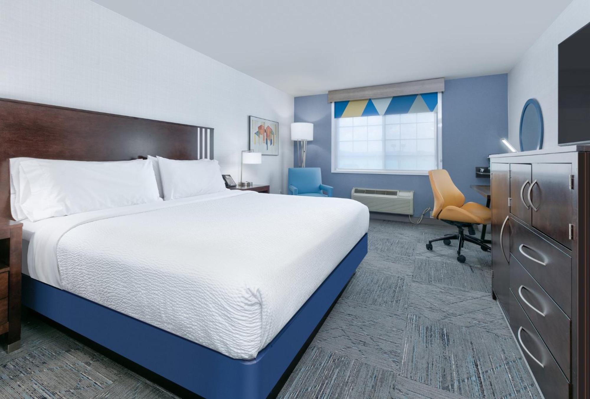 Standard King Room