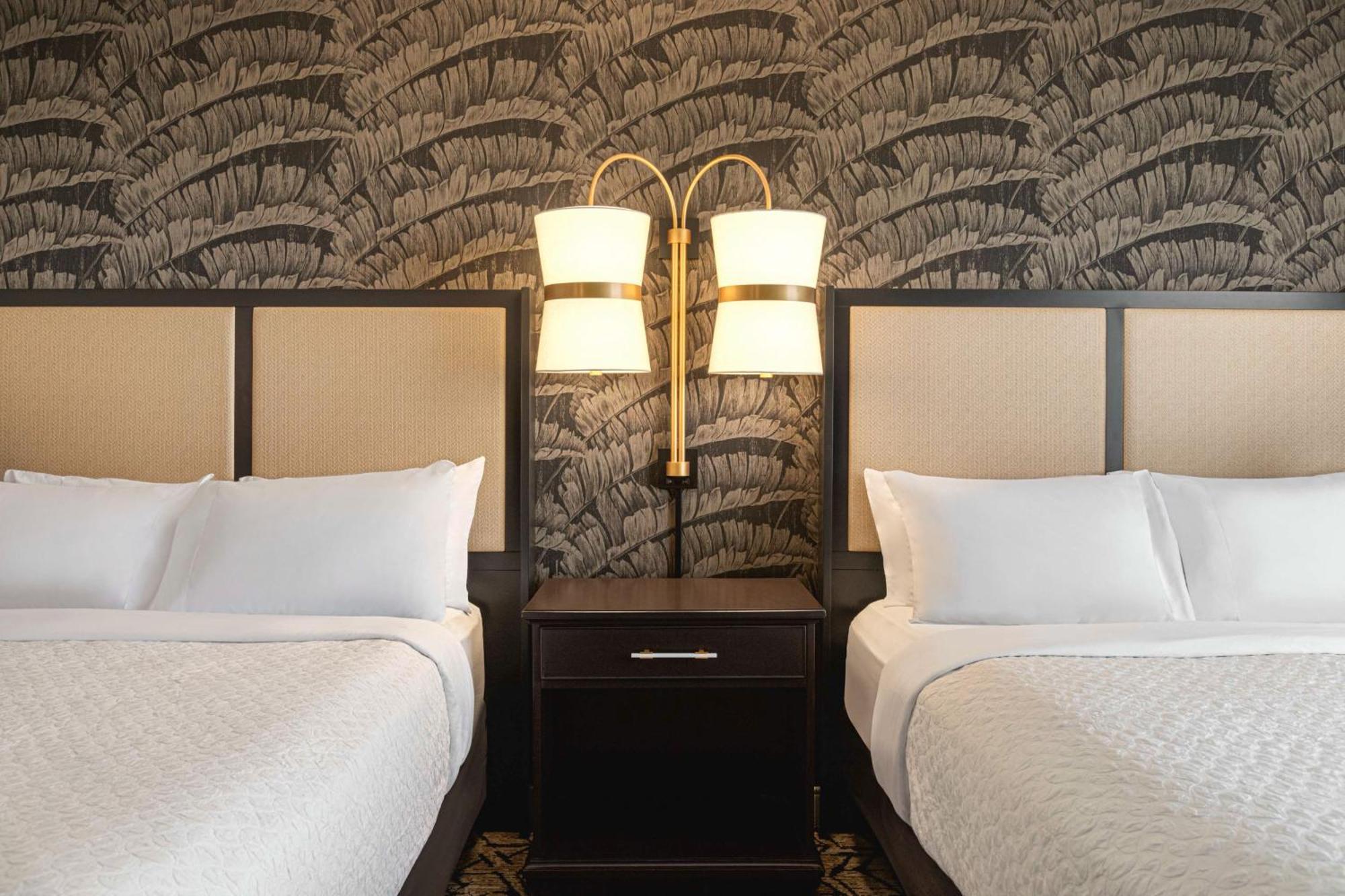 Premium Queen Suite with Two Queen Beds - Non-Smoking