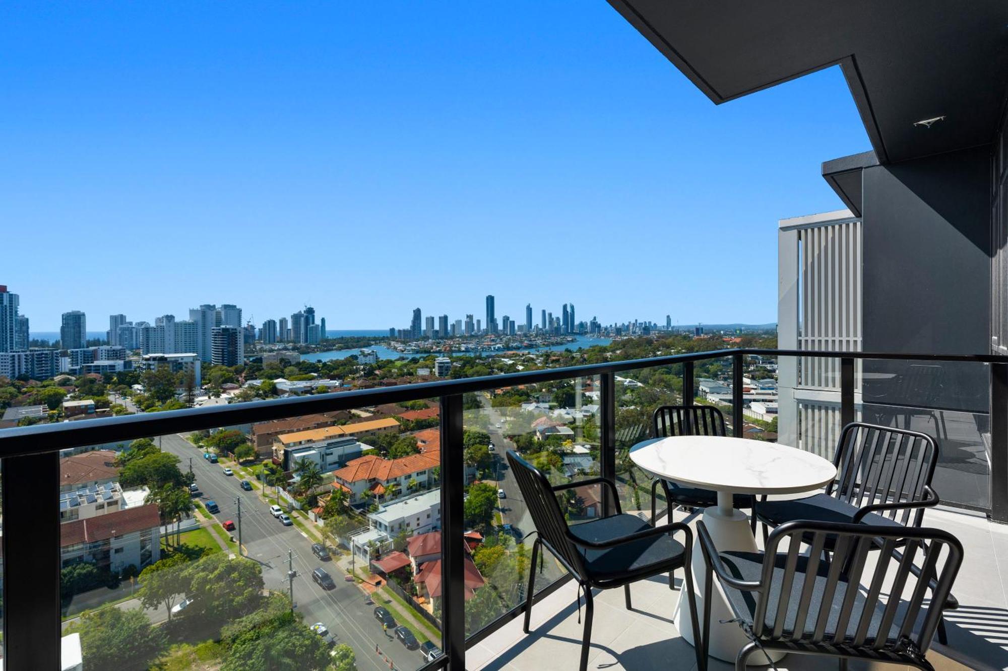 Three-Bedroom King with Skyline Water View